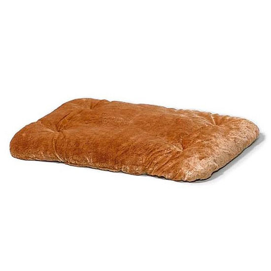 Лежанка для кошек Midwest Camel Cat Bed, 25 см х 50 см0120710 Лежанка для кошек Midwest Camel Cat Bed, 25 см х 50 см0120710Плюшевая лежанка для кошек Midwest Camel Cat Bed идеально подходит для клетки Cat Cage. Покрытие, выполненное из ультра мягкой искусственной овчины, позволяет лежанке выглядеть привлекательной даже в период линьки. Сохраняет прохладу летом и тепло зимой. Лежанка оснащена липучками для фиксации в клетке. Изделие можно стирать с стиральной машине при 30°С.