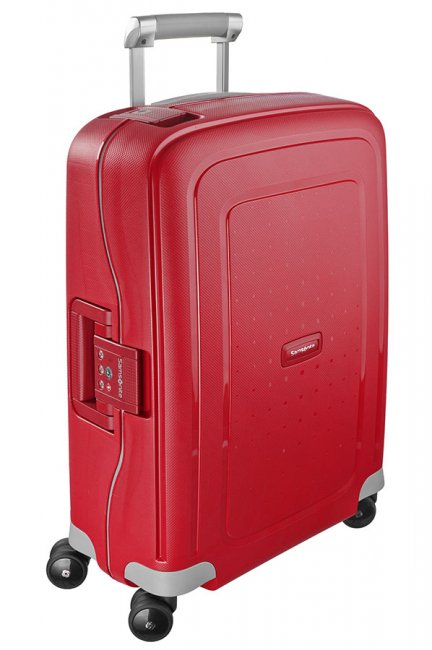 Чемодан Samsonite SCure, 34 л. 10U-10003, красный10U-10003 Чемодан Samsonite SCure, 34 л. 10U-10003, красный10U-10003Чемодан Samsonite SCure - это самый легкий чемодан, выполненный из полипропилена Flowlite, очень прочного и устойчивого к износу материала. Особо тонкие створки позволяют разместить вещей намного больше, а внутренние органайзерные ремни, сетки и карманы позволят сохранить в порядке ваши вещи, как долго бы ни длилось путешествие. Высококачественная фурнитура гарантирует прочность всех деталей, надежность молний и плавность выдвижной ручки с регулируемой высотой, а двойные колеса обеспечивают плавность хода вашему чемодану. Чемодан закрывается на защелки и оснащен замком безопасности TSA, который исключает возможность взлома при досмотре во время путешествий. Отверстие в кодовом замке предназначено для работников таможни (открытие багажа для досмотра без присутствия хозяина). Ключ находится только у таможни. Выдвижная ручка, фиксирующаяся в четырех положениях, обеспечивает хорошую устойчивость и может быть отрегулирована под рост каждого пользователя. Со стороны выдвижной ручки есть пластиковая бирка с Ф.И.О. и номером телефона владельца.Внутри чемодан состоит из одного главного отделения с перекрещивающимися багажными ремнями, соединяющимися при помощи пластикового карабина, сбоку отделения имеется вшитый сетчатый карман на застежке молнии. На крышке, с внутренней стороны, предусмотрено вместительное отделение на застежке молнии. Чемодан оснащен четырьмя вращающимися пластиковыми колесами, которые обеспечивают легкость перемещения в любом направлении. Также сверху и сбоку предусмотрены ручки для поднятия чемодана.Характеристики: Внешний размер чемодана: 53 см x 38 см x 18 см.Внутренний размер чемодана: 49 см x 34 см x 24 см.Высота чемодана (с учетом колес): 55 см.Высота выдвинутой ручки: 47 см.Диаметр колеса: 5,5 см.Ширина колеса: 4 см.К чемодану прилагается подарок: две пары шлепанцев (мужские и женские).