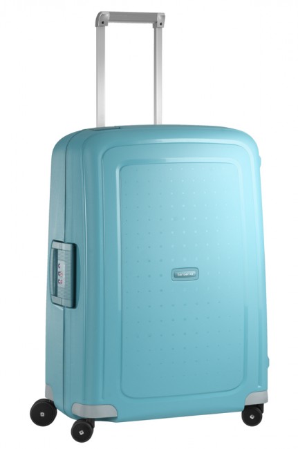 Чемодан Samsonite SCure, 79 л. 10U-11001, бирюзовый10U-11001 Чемодан Samsonite SCure, 79 л. 10U-11001, бирюзовый10U-11001Характеристики: Размер чемодана (без учета ручки и колес) (ДхШхВ): 47 см x 26 см x 66 см. Размер главного отделения чемодана (ДхШхВ): 63 см x 44 см x 17 см. Высота чемодана (с учетом колес): 68 см Высота чемодана (с учетом колес и выдвинутой ручки): 86/90/95/100/105 см. Диаметр колеса: 6 см. Ширина колеса: 4 см. К чемодану прилагается подарок: надувной круг.