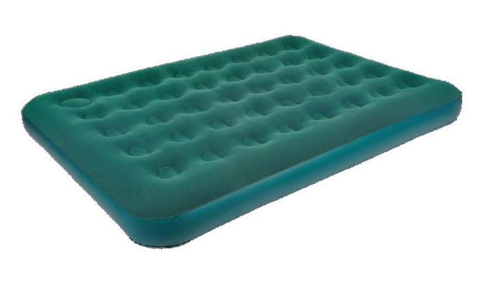 Кровать надувная RELAX DOUBLE с ножным насосом, 191 х 137 х 22 см67742 Кровать надувная RELAX DOUBLE с ножным насосом, 191 х 137 х 22 см67742Надувная кровать AIR BED DOUBLE со встроенным ножным насосом.- Размер кровати: 191 х 137 х 22 см.- Высота 22 см.- Время надувания 5 минут.- Встроенный ножной насос.- Водостойкое велюровое покрытие не позволяет белью соскальзывать.- Самоклеящаяся заплатка в комплекте. Артикул: JL026087-1N. Материал: ПВХ. Упаковка: картон.Размер упаковки, см: 41 х 32,5 х 10 см.Вес: 3,3 кг.Комфорт, независимость от электричества и компактность делают надувные кровати RELAX отличным выбором для путешествия, кемпинга и домашнего использования. Характеристики: Упаковка: коробка. Размер упаковки: 41 х 32,5 х 10 см. Размер кровати: 191 х 137 х 22 см. Цвет: зеленый. Материал: высококачественный винил с велюровым покрытием. Встроенный ножной насос. Вес:3,3 кг. Артикул: JL026087-1N.