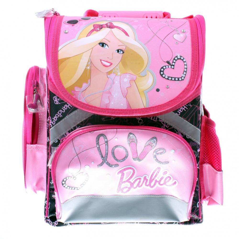 Рюкзак, спинка - толстый поролон, усиление пластиком, Barbie72523WD Рюкзак, спинка - толстый поролон, усиление пластиком, Barbie72523WDСпинка сделана из высокотехнологичного водонепроницаемого упругого материала, анатомически расположенные поролоновые вставки и специальная сетка для воздухообмена обеспечивают максимальный комфорт. Облегченная пластиковая вставка служит для создания анатомического эффекта при ношении рюкзака за спиной. Боковые стороны выполнены из высокотехнологичного водонепроницаемого материала и укреплены облегченными пластиковыми вставками для обеспечения жесткости конструкции и правильного распределения нагрузки. Лямки: увеличенная ширина лямок позволяет снизить нагрузку на надплечье. Регулируемая длина гарантирует, что рюкзак подойдет ребенку любого роста. Высокотехнологичный водонепроницаемый упругий материал, поролон и специальная сетка для воздухообмена обеспечивают максимальный комфорт. Резиновая ручка анатомической формы позволяет удобно переносить рюкзак в руках. Светоотражающие элементы на лямках и корпусе рюкзака делают ребенка более заметным для водителей и повышают безопасность ребенка...