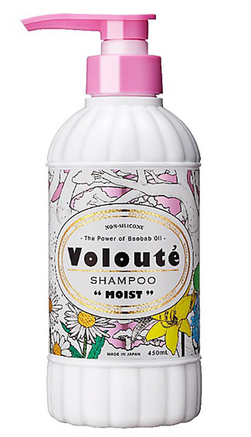 Japan Gateway Шампунь для волос Voloute. Увлажнение, без силикона, 450 мл72523WD Japan Gateway Шампунь для волос Voloute. Увлажнение, без силикона, 450 мл72523WDБезсиликоновый шампунь Voloute. Увлажнение бережно очищает волосы и кожу головы, наполняя их питательными компонентами. Уникальная технология соединения силы воды, масла и 7 природных экстрактов трав для кожи головы активно увлажняет ваши волосы. Сквалан, добываемый из сахарного тростника, великолепно питает и защищает от внешнего негативного воздействия, восстанавливает после повреждения УФ-лучами. Яркая парфюмерная композиция: ягоды, пион, яблоко, лилия, мед, сандал.Товар сертифицирован.