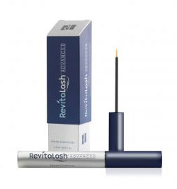 RevitaLash Усилитель роста ресниц RevitaLash Advanced, 2 млFS-00897 RevitaLash Усилитель роста ресниц RevitaLash Advanced, 2 млFS-00897Сделайте ресницы шикарными для максимально красивых глаз и более молодого взгляда! Флагманский продукт RevitaLash® Advanced уже вернул красоту многим женщинам. Революционная формула гарантированно бо- рется с такими проявлениями, как сухость, ломкость и выпадение ресниц. Первые результаты видны уже через 3-4 недели ежедневного применения! • максимально улучшает внешний вид ресниц, делает их густыми и красивыми; • увлажняет, смягчает, питает, восстанавливает, укрепляет, предо- храняет от ломкости, сухости и повреждений; • сочетает растительные экстракты и антиоксиданты с запатенто- ванной формулой BioPeptin Complex™; • не растекается; • содержит систему антибактериальной защиты; • не вызывает аллергических реакций, безопасен для здоровья; • имеет удобный аппликатор для точного нанесения.P24