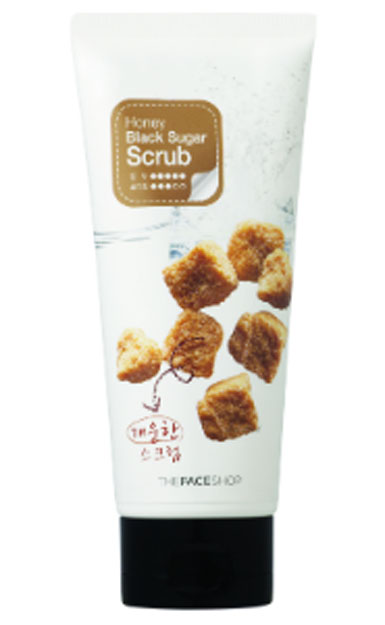 The Face Shop скраб для лица HONEY BLACK SUGAR, 120 млFS-00897 The Face Shop скраб для лица HONEY BLACK SUGAR, 120 млFS-00897The Face Shop Smart Peeling Honey Black Sugar Scrub - пилинг-скраб с экстрактом меда и черным сахаром. Пилинг создан для эффективного очищения кожи, мягко удаляет омертвевшие частички, проникая глубоко в поры. Экстракт меда делает кожу гладкой и блестящей, питает, повыщает эластичность и увлажняет. Гранулы сахара очищают и смягчают кожу, удаляя омертвевшие клетки, улучшая цвет лица после каждого использования.