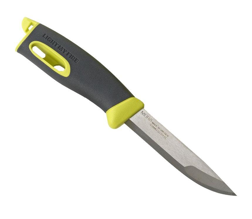 Нож для выживания Swedish FireKnife с огнивом, цвет: лайм6900000431450 Нож для выживания Swedish FireKnife с огнивом, цвет: лайм6900000431450В результате, получился нож отличного качества (как и все ножи шведской марки Mora) с неплохим дополнением в качестве огнива. Огниво убирается в ручку ножа на защелку, что предотвращает его потерю. При использовании ножа по назначению, огниво никаким образом не мешает выполнять Вам работу ножом.