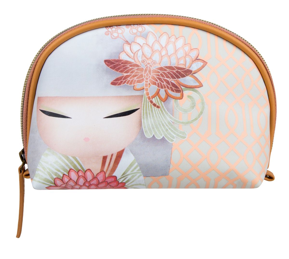 Косметичка Kimmidoll Казуми (Страсть)INT-06501 Косметичка Kimmidoll Казуми (Страсть)INT-06501Косметичка Kimmidoll Казуми (Страсть), выполненная из искусственной кожи и нейлона в традиционном японском стиле, придется по душе всем ценителям стильных вещиц. Она отлично подойдет для хранения косметики и нужных вещей. Изделие содержит одно отделение, закрывающееся на застежку-молнию. Тыльная сторона оформлена металлической пластиной с гравировкой Kimmidoll Collection. Косметичку можно использовать как пенал илидорожную аптечку.Привет, меня зовут Казуми. Я талисман страсти! Мой дух заряжает энтузиазмом и энергией. Вашим страстным характером и неуемной энергией вы вдохновляете других присоединиться к вам в достижении ваших целей и желаний. Всегда будьте позитивной силой в этом мире и всегда достигайте того, чего вы намеревались сделать.