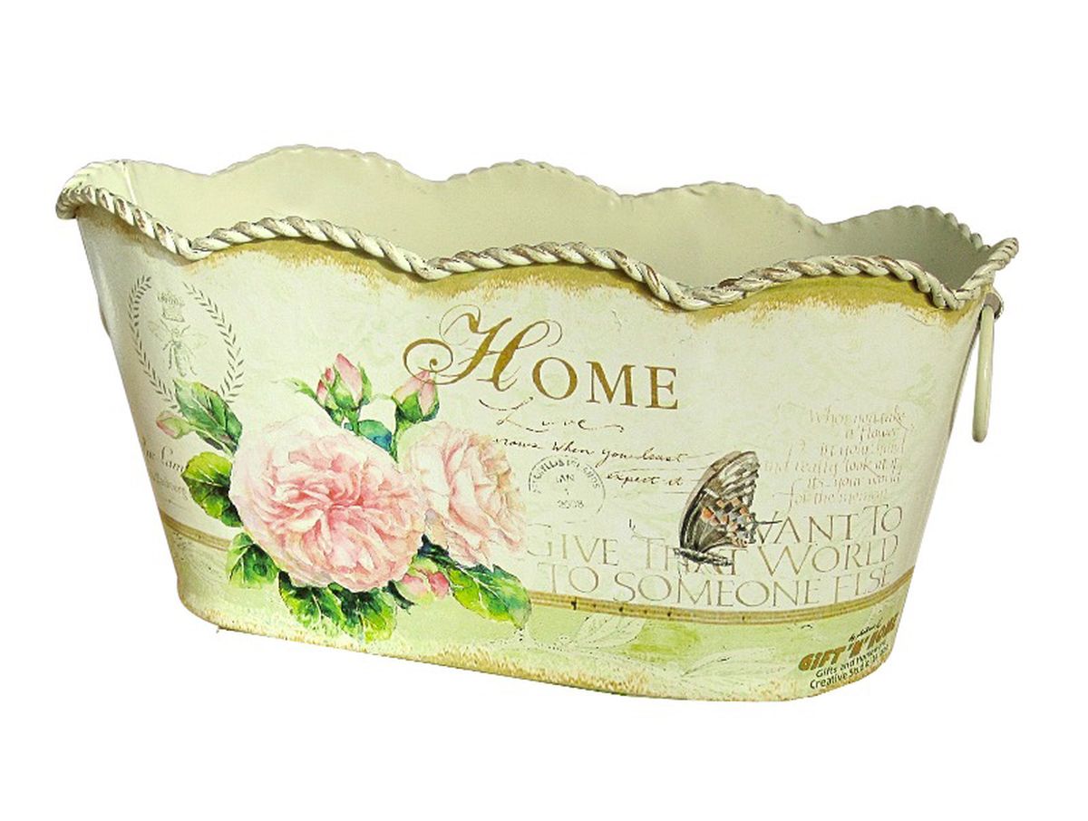 Корзинка GiftnHome Уютный дом, 24,5 х 14 х 11,5 см28907 4 Корзинка GiftnHome Уютный дом, 24,5 х 14 х 11,5 см28907 4Корзинка GiftnHome Уютный дом - прекрасное решение для декора дома или дачи. Изготовлена из жести и оформлена цветочным рисунком в винтажном стиле. Декор выполнен в технике декупаж. По бокам имеются кольца для подвешивания. Изделие предназначено для интерьерного оформления жилого помещения. Оно прекрасно дополнит интерьер и добавит в обычную обстановку нотки романтики и изящества. Корзинка не герметична - не рекомендуется наполнять водой.
