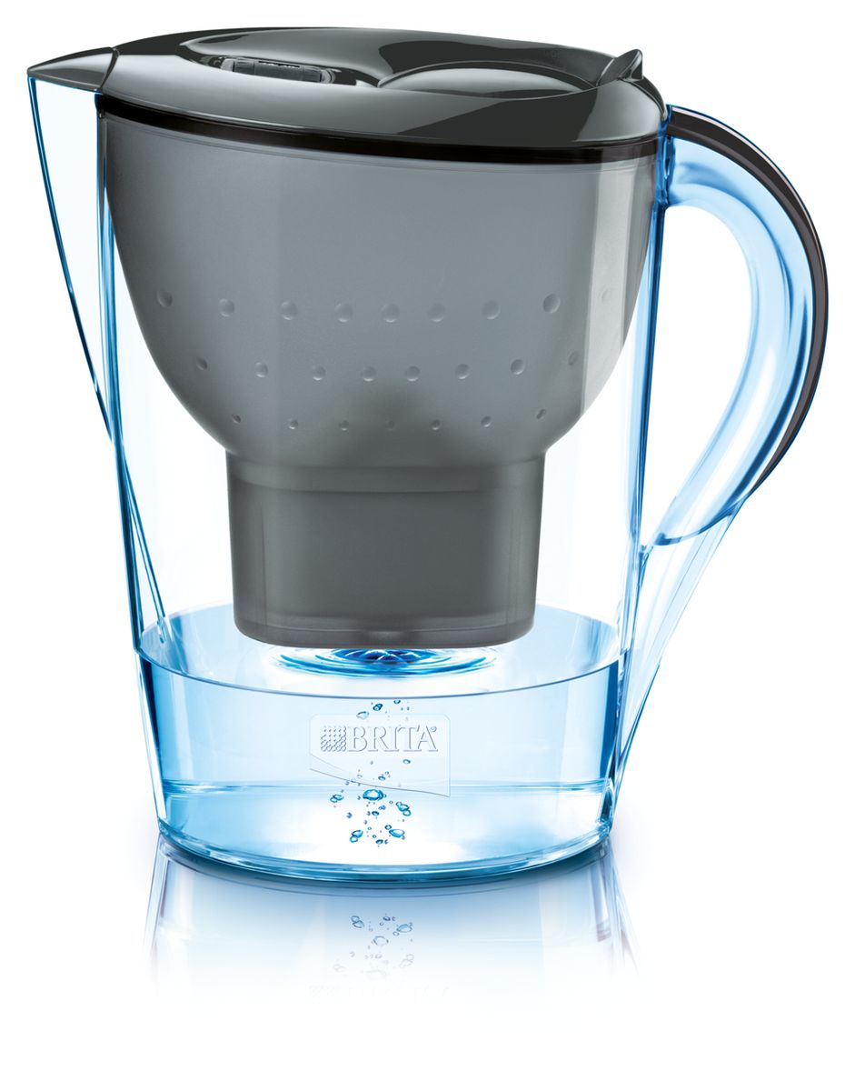 Фильтр-кувшин для воды Brita Marella XL, цвет: графитовый, 3,5 лАксион Т-33 Фильтр-кувшин для воды Brita Marella XL, цвет: графитовый, 3,5 лАксион Т-33Фильтр-кувшин Brita Marella XL, выполненный из пластика, станет необходимым помощником на вашей кухне. Вода, очищенная данным фильтром обладает рядом преимуществ:- улучшает вкус горячих и холодных напитков, - увеличивает срок службы бытовых приборов, препятствуя образованию накипи, - идеальна для приготовления вкусной и здоровой пищи, - придает более насыщенный вкус и аромат чаю и кофе. Технология картриджа Maxtra снижает содержание в воде таких веществ, как хлор, алюминий, тяжелые металлы (свинец и медь), некоторые пестициды и органические примеси. Также он отфильтровывает соли жесткости.Особенности данного фильтра: - только для Maxtra, - благодаря удобной функции (одним нажатием кнопки) заменить картридж очень просто, - откидная крышка в отверстии для заливки воды, - календарь: механический индикатор ресурса кассеты будет автоматически напоминать вам о необходимости заменить кассету через каждые 4 недели использования, - эргономичный дизайн, - фильтр можно мыть в посудомоечной машине (за исключением крышки).Фильтры Brita имеют уникальную систему очистки, которая помогает смягчить питьевую воду. Они предлагают идеальную возможность улучшить качество питьевой воды дома. Фильтры Brita снижают образование известкового налета. Инновации компании Brita подтверждаются значительным количеством патентов, в том числе и на международном уровне.Успех компании обуславливается постоянным расширением продуктовой линейки. Общий объем фильтра: 3,5 л.Полезный объем: 2 л.
