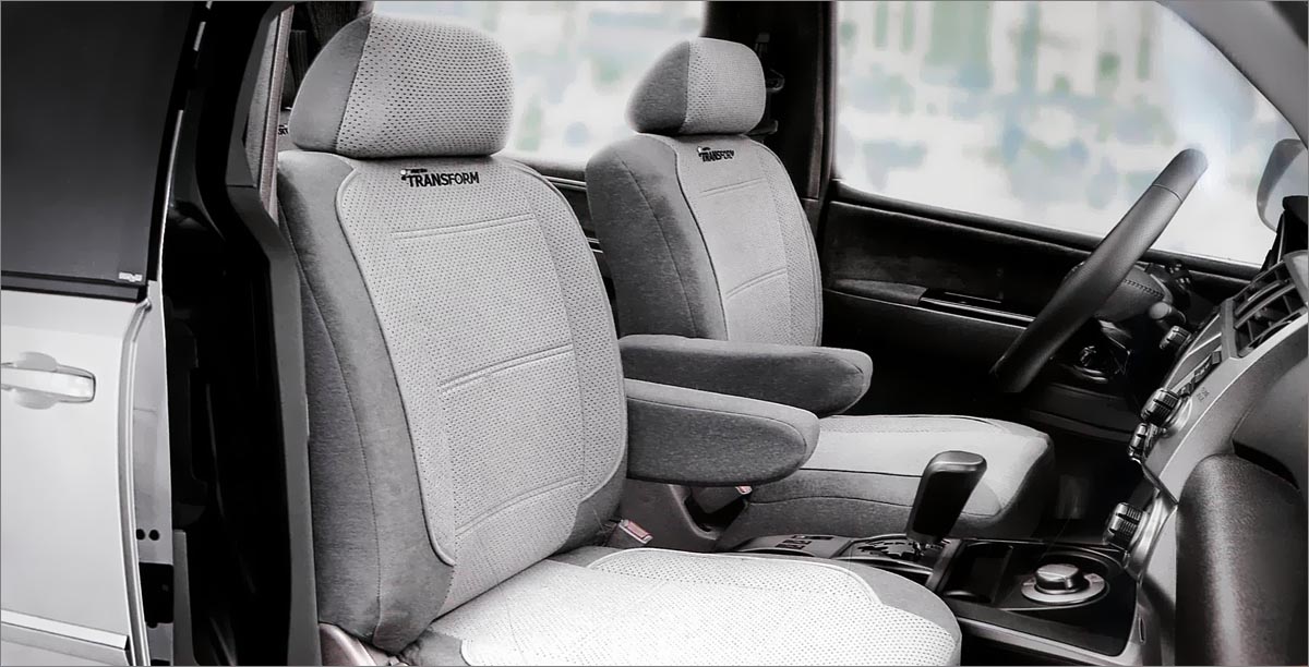 Авточехлы Autoprofi Transform, на 2 кресла и 2 подлокотника, цвет: темно-серый, светло-серый, 8 предметовCA-3505 Авточехлы Autoprofi Transform, на 2 кресла и 2 подлокотника, цвет: темно-серый, светло-серый, 8 предметовCA-3505Авточехлы Autoprofi Transform разработаны специально для микроавтобусов, минивэнов и внедорожников. Данная серия чехлов включает 6 моделей различной комплектации, которые учитывают любые варианты расположения кресел в салоне. Благодаря этому и раздельной схеме надевания, чехлами можно оснастить как пяти-, так и семи- или восьмиместный автомобиль.Серия Transform изготавливается из износостойкого перфорированного велюра, придающего интерьеру автомобиля уютный и ухоженный вид. При необходимости чехлы легко снимаются и быстро сохнут после стирки.Комплектация:- 2 одинарные спинки,- 2 одинарных сиденья,- 2 подголовника,- 2 подлокотника.Особенности: - предустановленные крючки на широких резинках,- толщина поролона: 5 мм.