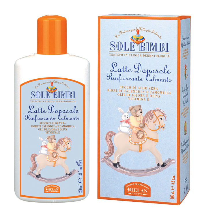 Helan Молочко после загара Sole Bimbi, 200 мл1181 Helan Молочко после загара Sole Bimbi, 200 мл1181Молочко после загара Helan Sole Bimbi обладает смягчающим и успокаивающим действием. Легкая, нежная и бархатистая текстура этого молочка подарит детской коже приятную свежесть.Экстракты алоэ вера, ромашки и календулы, насыщенные клейкими веществами, масла жожоба и оливы и витамин Е увлажняют, оказывают успокаивающее действие, особенно необходимое коже после пребывания на солнце.Масла жожоба и оливы богаты незаменимыми жирными кислотами, являющимися важными элементами мембран кожных клеток, а также витаминами, необходимыми для кожи. Возвращают коже нормальный уровень увлажнения, восстанавливая липидный слой и надолго препятствуя потере влаги. Витамин Е препятствует образованию свободных радикалов и повышает естественную защиту кожи от свободных радикалов и оксидан-тов, образуемых ультрафиолетовыми лучами спектра А и В. Не содержит парабенов, красителей, синтетических отдушек, минерального масла, ГМО. Доля натуральных веществ - 97%.Доля органических веществ - 17%.Товар сертифицирован.