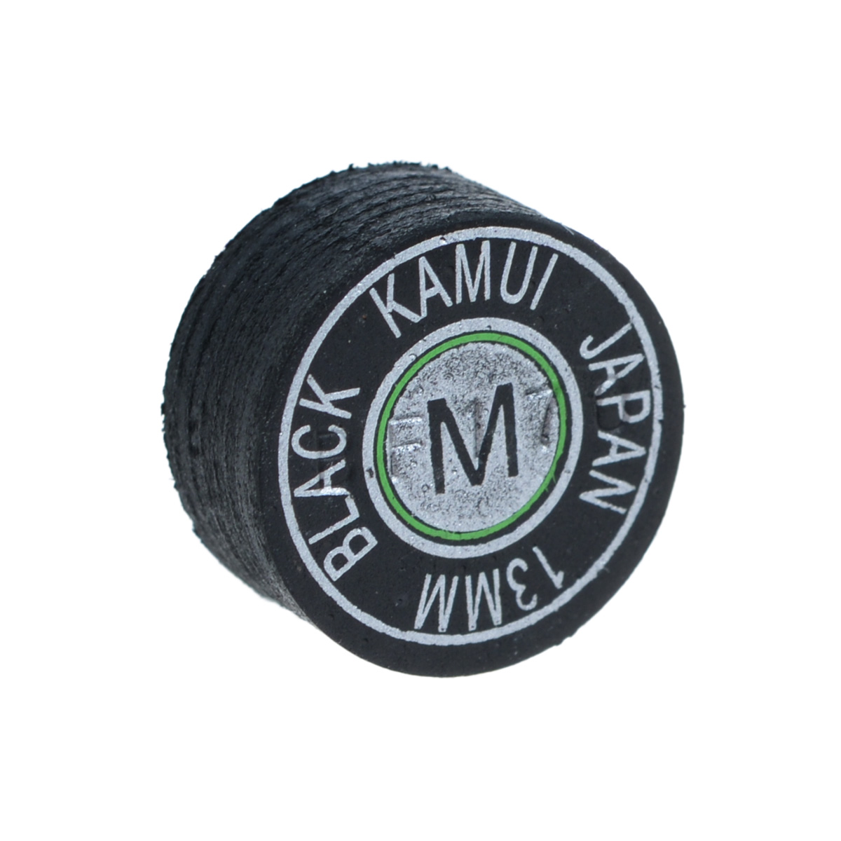 Наклейка для кия Kamui Black, средняя жесткость, 13 мм332515-2800 Наклейка для кия Kamui Black, средняя жесткость, 13 мм332515-2800Почему игроки выбирают наклейки KAMUI:Повышенная устойчивость к влажности. Кожа для наклеек KAMUI проходит этап растительного дубления. Это позволяет сделать кожу более эластичной и прочной по сравнению, например, с кожей, которая прошла этап хромового дубления. Тем не менее, после растительного дубления кожа имеет тенденцию поглощать влагу, которая уменьшает как прочность, так и эластичность кожи. Именно поэтому KAMUI проводит дополнительный, специальный, этап дубления кожи, после которого кожа сохраняет прочность и эластичность. Как результат - наклейки KAMUI не изменяют своих игровых свойств даже в средах с повышенной влажностью.Уменьшение эффекта грибной шляпки. Появление у наклейки формы грибной шляпки связано с отсутствием достаточной прочности у наклейки при ударе по шарам. Эта шляпка не позволит игроку сделать точный, аккуратный удар. Во время дубления кожи для наклеек KAMUI процесс останавливается именно в тот момент, когда кожа имеет наибольшую прочность и устойчивость к образованию грибной шляпки.Стабильность. При выборе наклейки для кия очень важна ее стабильность на всем протяжении ее использования. Трудно играть, когда игровые характеристики новой наклейки отличаются от предыдущей, к которой вы уже привыкли. KAMUI направляет большие усилия на улучшение традиционного метода контроля качества. Имея большую базу данных по тестам и разработкам, KAMUI удалось создать лучший контроль качества среди всех производителей бильярдных наклеек. Это позволяет производить наклейки KAMUI, которые абсолютно не отличаются друг от друга - т.е. установив очередную наклейку KAMUI вместо отработавшей, вы не заметите разницы.Контроль качества кожи для наклеек KAMUI. Качество и надежность является важным моментом при производстве высококлассных бильярдных наклеек. KAMUI ввел новый специальный метод проверки кожи на ее структуру и реакцию на растительное дубление. KAMUI работает над привлечением новых и традиционных технологий, поиском талантливых мастеров кожевенников. Все это помогает улучшать качество производства кожи для бильярдных наклеек KAMUI.Диаметр наклейки: 13 мм.Жесткость: средняя жесткость.Количество слоев: 9.