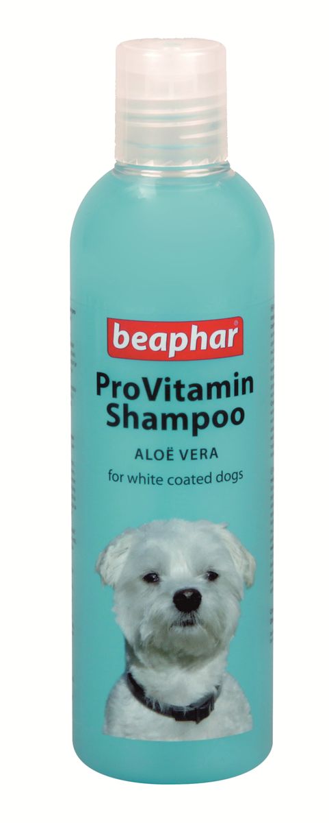 Шампунь для собак белых окрасов Beaphar Pro Vitamin, 250 мл0120710 Шампунь для собак белых окрасов Beaphar Pro Vitamin, 250 мл0120710Шампунь Beaphar Pro Vitamin специально создан для мягкого ухода за шерстью собак белого и светлого окрасов. Шампунь не имеет отбеливателя, а активизирует натуральный пигмент шерсти, делая ее цвет более насыщенным. Состав шампуня обогащен экстрактом алоэ вера, который защищает кожу и шерсть от потери влаги. После применения шампуня, шерсть начинает лучше расчесываться и приобретает особый блеск. Шампунь нейтрален к РН кожи животных, поэтому может использоваться для мытья собак с чувствительной кожей. Имеет приятный цветочный аромат. Способ применения: шампунь концентрированный и может быть разведен водой 1:1. Количество используемого шампуня зависит от размера собаки. Смочите шерсть теплой водой и нанесите шампунь, мягко массируя, чтобы он вспенился. Оставьте на 2-3 минуты и тщательно смойте. По окончании просушите шерсть полотенцем. Объем: 250 мл. Товар сертифицирован.