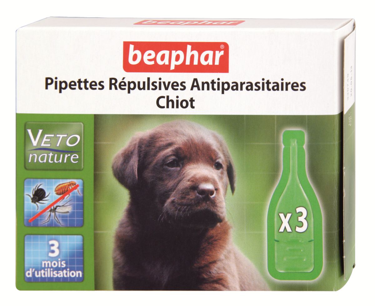 Капли от блох и клещей Beaphar, для щенков, 3 х 1 мл0120710 Капли от блох и клещей Beaphar, для щенков, 3 х 1 мл0120710Капли Beaphar - это капли с натуральными маслами для щенков с 12 недельного возраста. Отпугивают блох, клещей и комаров. Одна дозировка защищает животное от паразитов в течении 1 месяца. В упаковке 3 пипетки по 1 мл. Способ применения: отломать верх пипетки и нанести содержимое пипетки на холку. Повторить через 4 недели. Осторожно использовать капли на животных с белой шерстью, так как шерсть может слегка окраситься в месте нанесения препарата. Не использовать на больных и выздоравливающих животных. Избегать попадания в глаза, нос животного. Состав: экстракт маргозы 50 г/л. Товар сертифицирован.