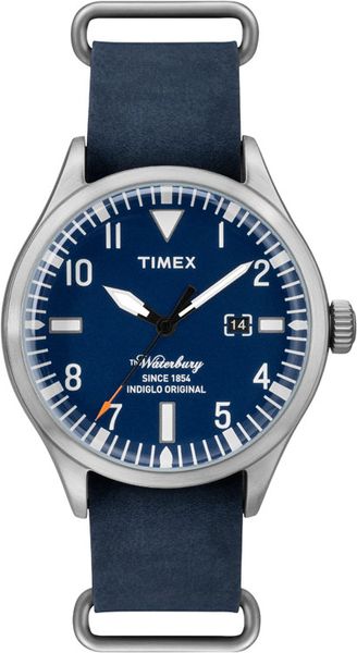 Часы наручные мужские Timex, цвет: серебристый, синий. TW2P645004106черные Часы наручные мужские Timex, цвет: серебристый, синий. TW2P645004106черныеСтильные мужские наручные часы Timex со стальным корпусом идеально подойдут для человека, ценящего качественные и практичные вещи. Циферблат изделия оформлен арабскими цифрами, отметками, часовой, минутной и секундной стрелками, и дополнен логотипом Timex.Часы оснащены кварцевым механизмом, устойчивым к царапинам минеральным стеклом, подсветкой циферблата Indiglo и подсветкой стрелок.Модель обладает степенью влагозащиты 5 atm. Изделие дополнено ремешком из натуральной кожи, позволяющим максимально комфортно и быстро снимать и одевать часы при помощи пряжки. Часы поставляются на специальной подушечке в стильной коробке с логотипом Timex. Часы Timex подчеркнут мужской характер и отменное чувство стиля их обладателя.