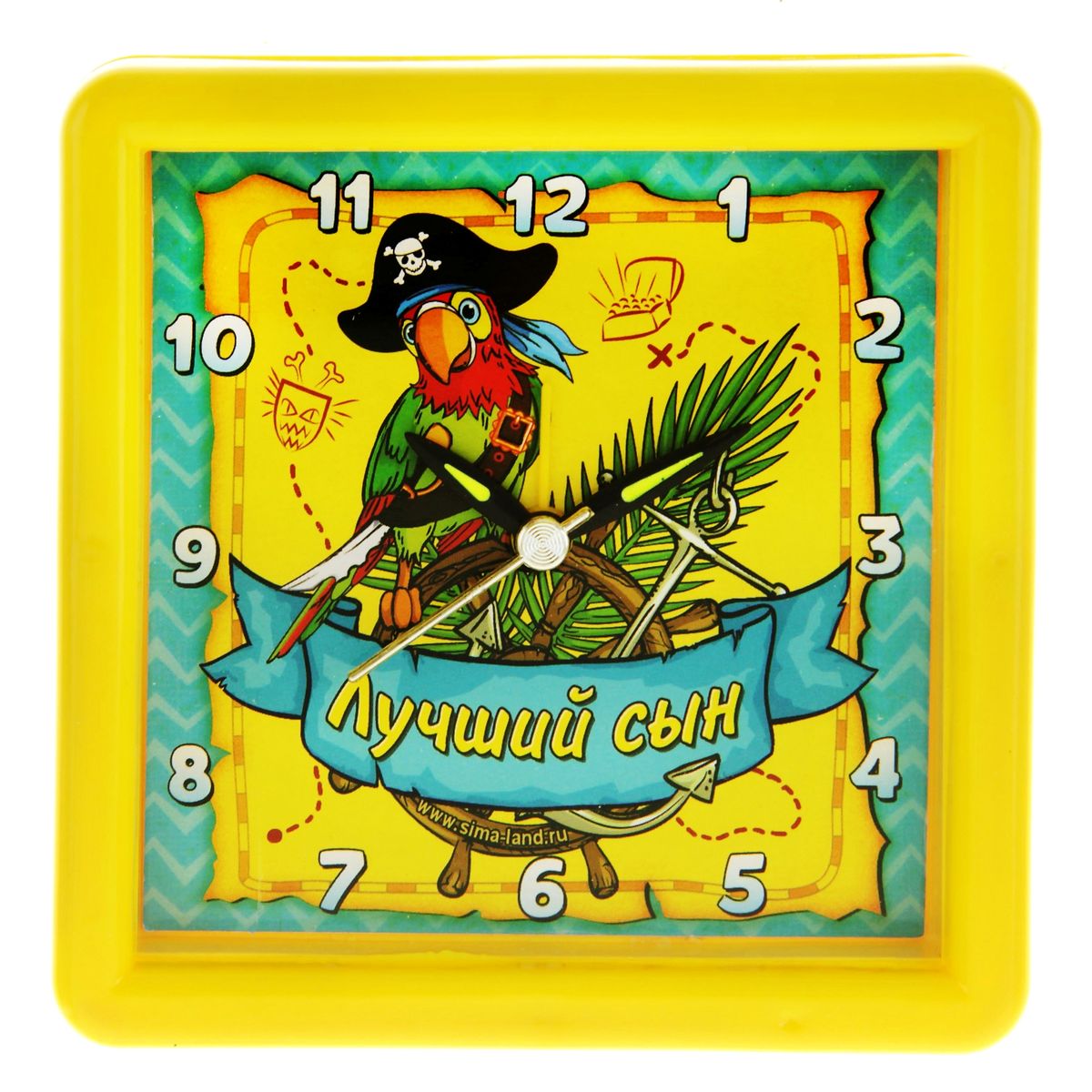 Часы-будильник Sima-land Лучший сынRRM116-w Часы-будильник Sima-land Лучший сынRRM116-wКак же сложно иногда вставать вовремя! Всегда так хочется поспать еще хотя бы 5 минут и бывает, что мы просыпаем. Теперь этого не случится! Яркий, оригинальный будильник Sima-land Лучший сын поможет вам всегда вставать в нужное время и успевать везде и всюду.Корпус будильника выполнен из пластика. Циферблат оформлен изображением попугая в пиратской шляпе и надписью: Лучший сын. Часы снабжены 4 стрелками (секундная, минутная, часовая и для будильника), часовая и минутная стрелка покрыты люминесцентным раствором, светящимся в темноте. На задней панели будильника расположен переключатель включения/выключения механизма, а также два колесика для настройки текущего времени и времени звонка будильника.Такие часы прекрасно подойдут для детской комнаты, они сделают интерьер более насыщенным и выразительным. Пользоваться будильником очень легко: нужно всего лишь поставить батарейку, настроить точное время и установить время звонка. Необходимо докупить 1 батарейку типа АА (не входит в комплект).