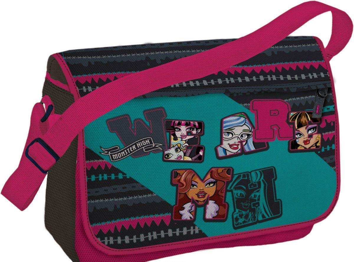 Сумка Monster High Размер 24 х 33 х 12 см72523WD Сумка Monster High Размер 24 х 33 х 12 см72523WDСумка на лямке с одним отделением на молнии, с крышкой-клапаном на липучке. Дополнительные карманы на внутренней стороне крышки и задней стенке сумки, внутренний карман для мелочей.