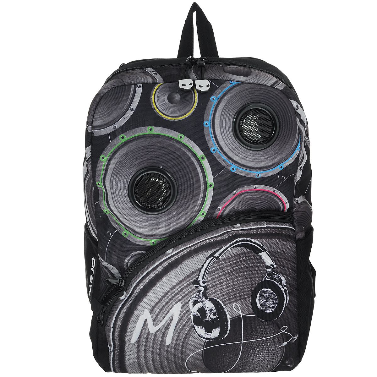 Рюкзак Mojo Pax Masta Blasta with Speaker, с динамиками, 20 лRivaCase 8460 aquamarine Рюкзак Mojo Pax Masta Blasta with Speaker, с динамиками, 20 лRivaCase 8460 aquamarineГородской рюкзак Mojo Pax Masta Blasta with Speaker подходит для тех, кто привык шокировать и выделяться из толпы. Идеальный вариант для школьников и студентов. Рюкзак выполнен из плотного полиэстера, материал изделия устойчив к воздействию влаги и солнца. Изображение наушников и динамиков на переднем кармане ярко фосфоресцирует в темноте и ультрафиолете, привлекая внимание окружающих. Модель очень вместительная и функциональная: в основной отсек, закрывающийся на застежку-молнию, вместятся тетрадки, учебники и другие вещи. Также имеется специальное отделение для планшета, с мягкими стенками для защиты гаджета от повреждений. Снаружи расположено 3 дополнительных кармана: один большой карман на молнии спереди и два открытых кармашка по бокам, один из них на липучке. Рюкзак имеет уплотненную спинку и мягкие широкие лямки регулируемой длины, а также петлю для переноски в руке. Однако, Masta Blasta with Speaker - это не просто обычный рюкзак. Он снабжен стереодинамиками с усилителем. Карман на липучке сбоку предназначен для iPod/iPhone, смартфона, mp3, CD плеера, которые легко подключаются к динамикам через стандартный 3,5мм разъем. Динамики работают на батарейках.Рядом с тобой всегда звучит музыка, а ты сам - постоянно в движении? Значит этот стильный рюкзак от Mojo - для тебя! Актуальные цвета, стильный принт с крупными динамиками, удобные отделения и карман для ношения планшетного компьютера сделают эту заплечную сумку твоим любимым спутником всегда и везде. Необходимо докупить 4 батарейки типа АА 1,5 V (в комплект не входят).