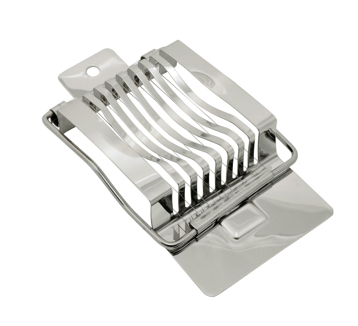 Яйцерезка Iris94672 Яйцерезка Iris94672Яйцерезка Iris позволит быстро и легко нарезать яйца. Изделие выполнено из нержавеющей стали. Прибор очень легко использовать. Просто положите целое яйцо на прибор и надавите сверху крышкой с металлической проволокой. Яйцерезка также подходит для резки шампиньонов и картофеля. Яйцерезка Iris станет прекрасным дополнением к коллекции ваших кухонных аксессуаров.