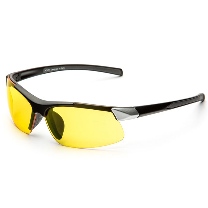 SP Glasses AD057 Premium, Black Silver водительские очкиINT-06501 SP Glasses AD057 Premium, Black Silver водительские очкиINT-06501SP Glasses AD057 Premium - релаксационные комбинированные очки для активного отдыха с желтым светофильтром. Они улучшают видимость, повышают контрастность в вечернее и ночное время, туман, дождь, а также защищают от ослепления фарами встречных автомобилей. Отлично показывают себя в условиях плохой видимости.Наносники: нерегулируемые