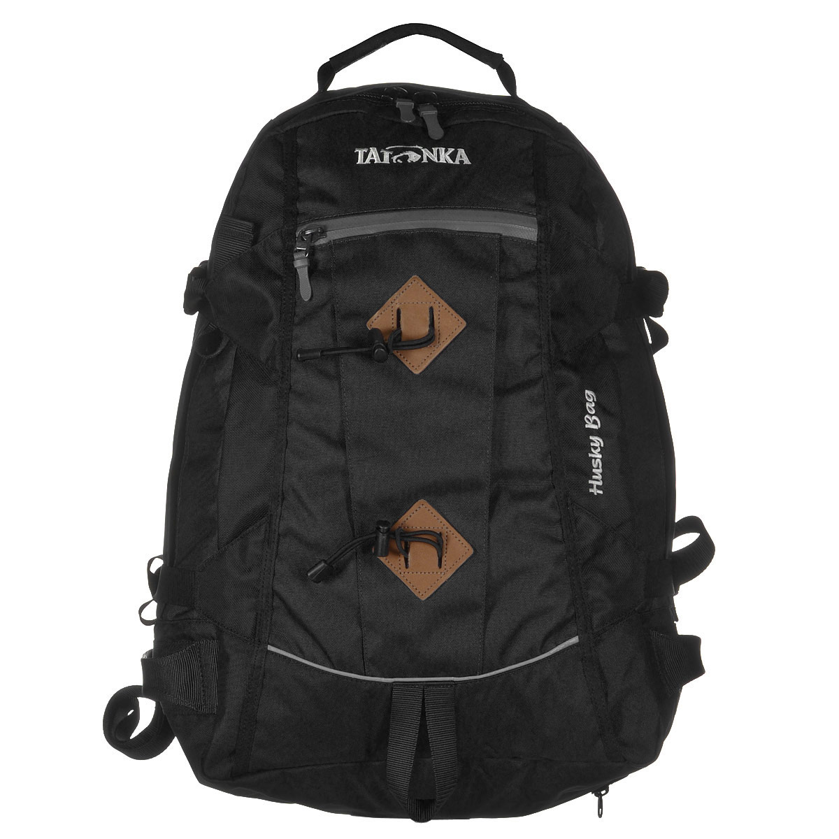 Рюкзак городской Tatonka Husky Bag с чехлом от дождя, цвет: черный, 28 л. 1580.040MABLSEH10001 Рюкзак городской Tatonka Husky Bag с чехлом от дождя, цвет: черный, 28 л. 1580.040MABLSEH10001Рюкзак Tatonka Husky Bag, изготовленный из высококачественного материала, имеет идеальные пропорции и богатое техническое оснащение, позволяющиеиспользовать его как горный, трекинговый или городской.Изделие имеет одно главное отделение, внутри которого имеются два кармана. Один карман оснащен держателем для ключей, второй карман на резинке.Рюкзак имеет мягкие регулируемые плечевые лямки и мягкий набедренный пояс с карманами на молнии. С помощью регулируемого нагрудного ремня рюкзак прочно будет прилегать к спине, а боковые стяжки утянут ваш рюкзак до нужного размера.Внешний карман имеет водонепроницаемую молнию. Специальная петля внизу рюкзака предназначена для палок или ледоруба.В комплекте - дождевой чехол яркого цвета. Материал: Textreme 6.6, ХексоТокс, СликТекс. Объем 28 л.Вес: 1,85 кг.