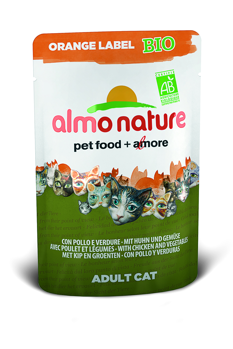 Консервы Almo Nature, для кошек, с курицей и овощами, 70 г0120710 Консервы Almo Nature, для кошек, с курицей и овощами, 70 г0120710Консервы Almo Nature - премиум корм для взрослых кошек. Корм изготовлен только из свежих высококачественных натуральных ингредиентов, что обеспечивает здоровье вашей кошки. Не содержит ГМО, антибиотиков, химических добавок, консервантов и красителей.Состав: мясо курицы и его производные (из которого 37% свежего мяса), овощи (морковь и зеленый горошек в собственном соку), витамин D3 – 275 МЕ/кг.Гарантированный анализ: белки 8,5%, клетчатка 0,8%, жиры 4,5%, зола 3%, влажность 82%.Товар сертифицирован.
