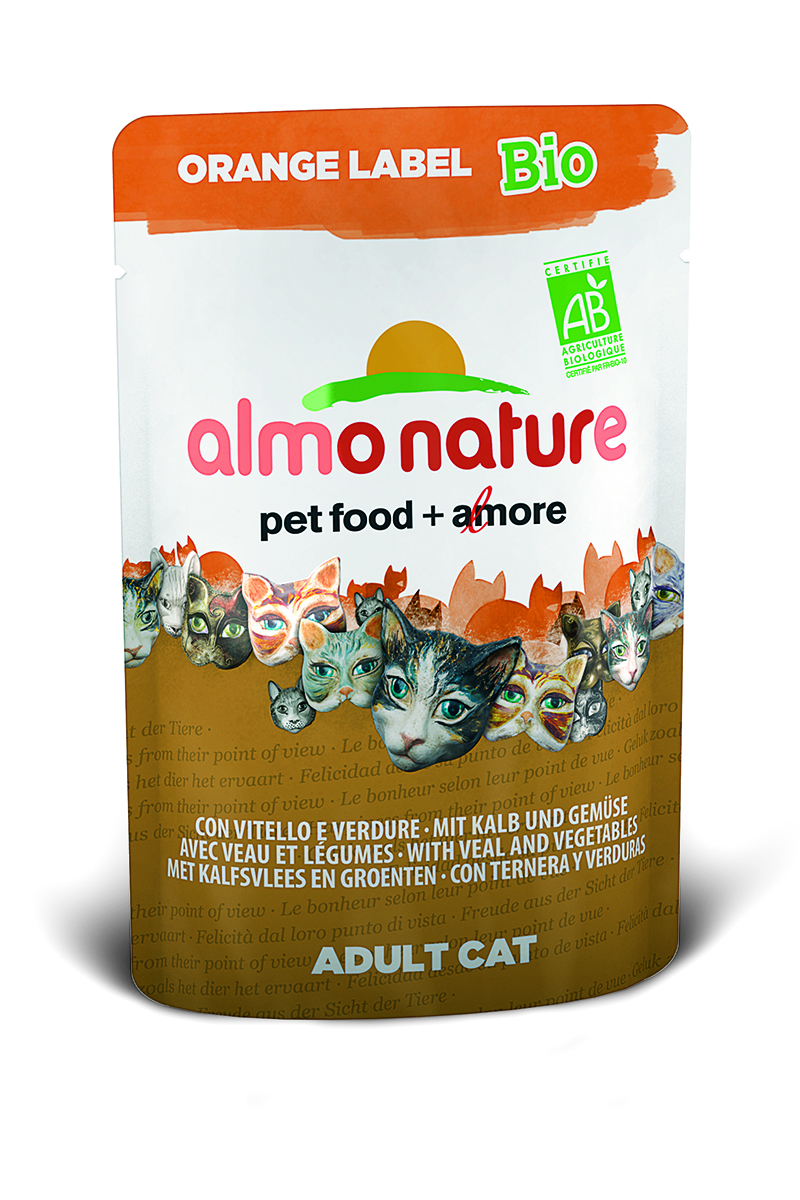 Консервы Almo Nature Orange Label, для кошек, с телятиной и овощами, 70 г0120710 Консервы Almo Nature Orange Label, для кошек, с телятиной и овощами, 70 г0120710Консервы Almo Nature - премиум корм для взрослых кошек. Корм изготовлен только из свежих высококачественных натуральных ингредиентов, что обеспечивает здоровье вашей кошки. Не содержит ГМО, антибиотиков, химических добавок, консервантов и красителей.Состав: мясо телятины и ее производные (из которого 37% свежего мяса), овощи (морковь и зеленый горошек в собственном соку), злаки, минералы, витамин D3 - 275 МЕ/кг.Гарантированный анализ: белки 8,5%, клетчатка 0,8%, жиры 4,5%, зола 3%, влажность 82%.Калорийность - 793 ккал/кг. Товар сертифицирован.