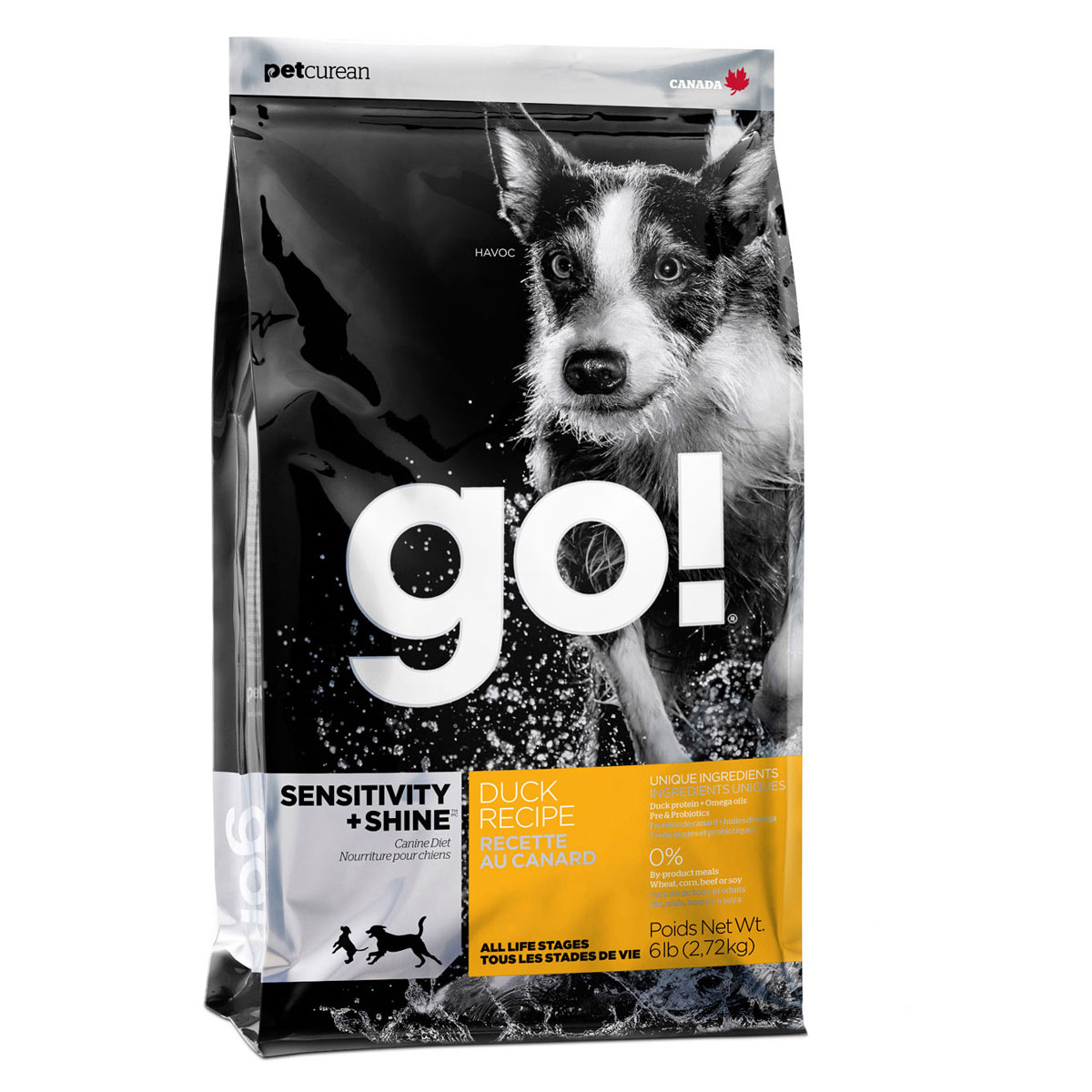 Корм сухой GO! Sensitivity + Shine для щенков и собак, с цельной уткой и овсянкой, 2,72 кг0120710 Корм сухой GO! Sensitivity + Shine для щенков и собак, с цельной уткой и овсянкой, 2,72 кг0120710Сухой корм GO! - полностью сбалансированный холистик корм из цельной утки и овсянки. Утка - единственный источник белка, что идеально подходит собакам с чувствительным пищеварением, склонным к аллергиям, и собакам с длинной роскошной шерстью. Ключевые преимущества: - не содержит ГМО, гормонов, субпродуктов, красителей, искусственных консервантов, - не содержит говядины, пшеницы, кукурузы, сои, - пробиотики и пребиотики обеспечивают здоровое пищеварение, - омега-масла в составе необходимы для здоровой кожи и шерсти, - антиоксиданты укрепляют иммунную систему, - сложные углеводы - отличный источник энергии. Состав: свежее мясо утки, овсяные хлопья, картофель, цельный овес, филе утки, рапсовое масло (кисточник витамина E), яблоки, натуральный ароматизатор, семена льна, лебеда, зерна камута, карбонат кальция, хлорид калия, хлорид натрия, сушеные водоросли, витамины (витамин А, витамин D3, витамин Е, инозитол, ниацин, L-аскорбил-2-полифосфатов (источник витамина С), D-пантотенат кальция, мононитрат тиамина, бета-каротин, рибофлавин, пиридоксин гидрохлорид, фолиевая кислота , биотин, витамин В12), минералы (цинк метионин комплекс, протеинат цинка, протеинат железа, протеинат меди, оксид цинка, протеинат марганца, сульфат меди, сульфат железа, йодат кальция, оксид марганца, селена, дрожжи), корень цикория, L-лизин, Lactobacillus, Enterococcusfaecium, Aspergillus, экстракт Юкка Шидигера, сушеный розмарин.Гарантированный анализ: белки - 22%, жиры - 12%, клетчатка - 3,5%, влажность - 10%, кальций - 0,9%, фосфор - 0,65%, жирные кислоты Омега 6 - 1,8%, жирные кислоты Омега 3 - 0,36%, лактобактерии (Lactobacillus acidophilus, Enterococcus faecium) - 90000000 cfu/lb. Калорийность: 3649 ккал/кг. Вес: 2,72 кг. Товар сертифицирован.