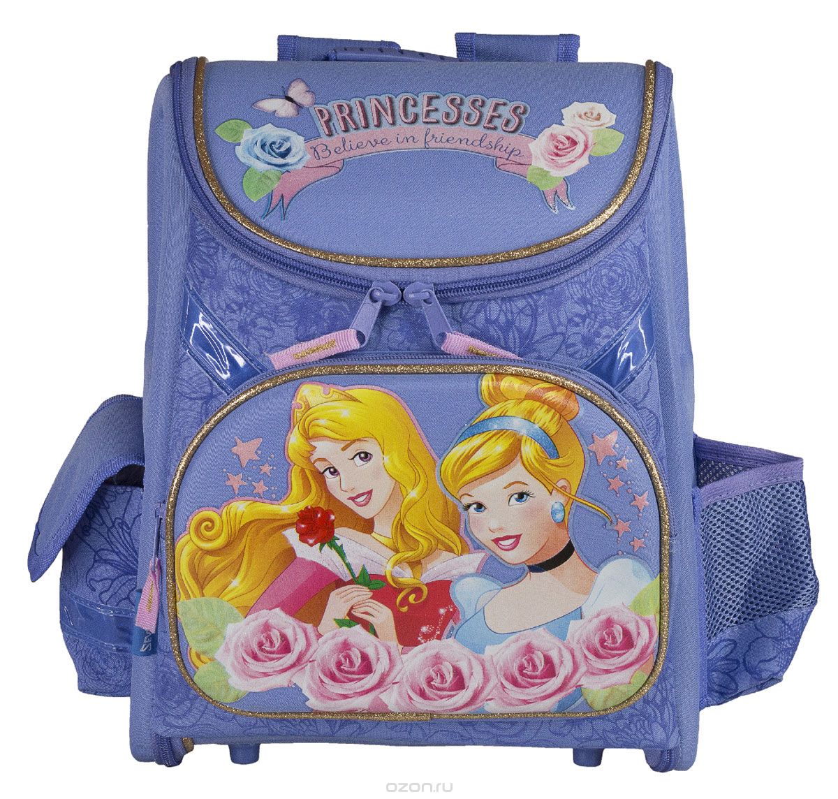 Ранец школьный Kinderline Princess, цвет: сиреневый72523WD Ранец школьный Kinderline Princess, цвет: сиреневый72523WDРанец школьный Kinderline Princess выполнен из современного легкого и прочного материала сиреневого цвета с яркой аппликацией. Ранец имеет одно основное отделение, закрывающееся на молнию с двумя бегунками. Ранец полностью раскладывается. Внутри главного отделения расположены: накладной сетчатый карман и два разделителя с утягивающей резинкой, предназначенные для размещения предметов без сложения, размером до формата А4 включительно. На лицевой стороне ранца расположен накладной карман на молнии. По бокам ранца размещены два дополнительных накладных кармана, один под клапаном на липучке, и один открытый. Рельеф спинки ранца разработан с учетом особенности детского позвоночника.Ранец оснащен ручкой для переноски и двумя широкими лямками, регулируемой длины. Дно ранца защищено пластиковыми ножками. Ранец оснащен удобной ручкой для переноски и двумя широкими лямками, регулируемой длины. Многофункциональный школьный ранец станет незаменимым спутником вашего ребенка в походах за знаниями.