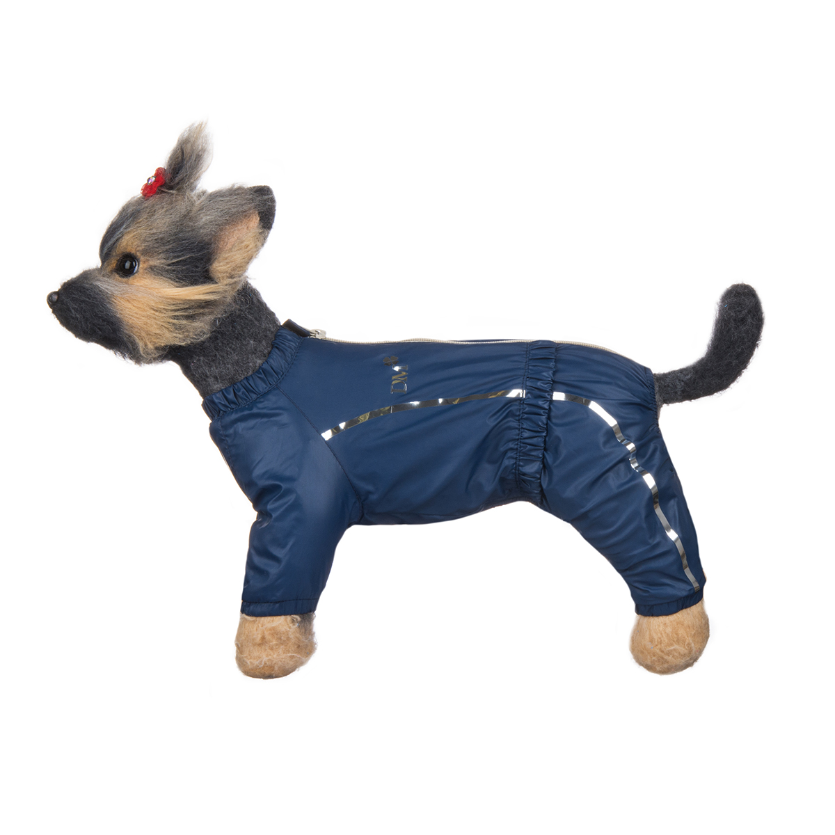 Комбинезон для собак Dogmoda Альпы, для мальчика, цвет: темно-синий. Размер 1 (S)0120710 Комбинезон для собак Dogmoda Альпы, для мальчика, цвет: темно-синий. Размер 1 (S)0120710Комбинезон для собак Dogmoda Альпы отлично подойдет для прогулок поздней осенью или ранней весной.Комбинезон изготовлен из полиэстера, защищающего от ветра и осадков, с подкладкой из флиса, которая сохранит тепло и обеспечит отличный воздухообмен. Комбинезон застегивается на молнию и липучку, благодаря чему его легко надевать и снимать. Ворот, низ рукавов и брючин оснащены внутренними резинками, которые мягко обхватывают шею и лапки, не позволяя просачиваться холодному воздуху. На пояснице имеется внутренняя резинка. Изделие декорировано серебристыми полосками и надписью DM.Благодаря такому комбинезону простуда не грозит вашему питомцу и он не даст любимцу продрогнуть на прогулке.
