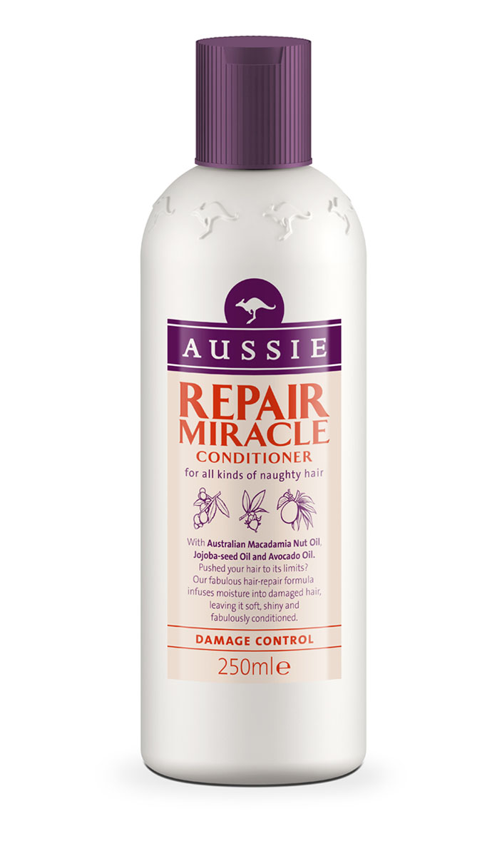 Aussie Бальзам-ополаскиватель Aussie Repair Miracle, для поврежденных волос, 250 млFS-00897 Aussie Бальзам-ополаскиватель Aussie Repair Miracle, для поврежденных волос, 250 млFS-00897Красивые волосы - это не все, что тебе нужно для счастья, но с них можно начать. Философия Aussie.Для всех типов непослушных волос.Наша специальная формула с маслами австралийского ореха макадамия, семян жожоба и авокадо вернет тебя к жизни. Ну или по крайне мере твои волосы. Твои мягкие, блестящие, сказочно ухоженные волосы. Советы по применению: Уже помыла голову шампунем Aussie Repair Miracle? Если нет, действуй! Теперь время этого сказочного бальзама-ополаскивателя. Смой теплой водой и та-дам! Все готово.