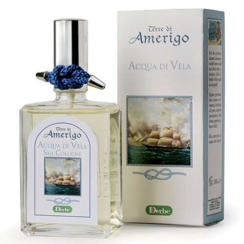 Derbe Духи TERRE DI AMERIGO, мужские, 100 млSC-FM20104 Derbe Духи TERRE DI AMERIGO, мужские, 100 млSC-FM20104Мужские духи Земли Америго напоминают нам об эпохе завоевания мира. Насыщенный шипровый аромат (цветы, травы, смолы и мох) безошибочно указывает нам на мужественность и смелость его обладателя. Органические духи DERBE сделаны из натурального, чистого зернового спирта (добывается из кукурузы и не содержат растительных глютенов (белков клейковины)) и фирменных ароматов DERBE в сочетании с эфирными и натуральными маслами.Духи Derbe - это органическая косметика. Это означает, что 100% ингредиентов натурального происхождения (*100% ингредиентов БИО (произведены в соответствии с нормами биологического земледелия)). В составе духов Derbe запрещены:Синтетические консерванты (парабены, феноксиэтанол) Искусственные красители и отдушкиПроизводные нефтепродуктов и минеральные маслаПропиленгликольЛаурилсульфат натрияСиликоны и прочие химические ингредиентыСырье, имеющее животное происхожденияГенномодифицированные компонентыКрайне важно, чтобы производство духов было полностью безопасным для природы и не наносило вреда окружающей среде. Производитель гарантирует запрет на проведение экспериментов и тестирований на животных. В производстве духов используется специальная упаковка, пригодная для вторичной переработки и повторного применения. По этой причине духи Derbe не имеют пленки из слюды поверх картонной упаковки, так как такая слюда разлагается в почве около 100 лет, а это противоречит философии производителя органических продуктов. Духи Derbe являются на 100% органическими духами. Это важное отличие от другой парфюмерной продукции на рынке, духи Derbe разительно отличаются от продукции категории mass-market, так как в основном в этой категории продаются синтетические духи.Духи марки Derbe - это духи на природной основе, вымоченные в биологическом спирте, полученном из ферментации зерна (спирт для духов Derbe производится из кукурузы) . Итак, в чем же отличие синтетических духов от натуральных?1. Компоненты синтетических - аромахимикаты - это в основном продукты химической переработки нефти и смол; вещества с названиями типа 2,6,6-Триметилциклогекса-1,3-диенил метанал и тому подобные. Для натуральной парфюмерии используются вещества, полученные из растений и смол без химического вмешательства в их структуру. 2. Когда аромат наносится на кожу, он впитывается, попадает в кровеносную систему и разносится по телу. Органические компоненты участвуют в обмене веществ в организме, а синтетические не участвуют и организм стремится их вывести как можно скорее. 3. Натуральные духи сливаются с носящим их человеком, что создает особый любовный контакт с ароматом, вот почему на разных людях натуральные духи раскрываются по-разному. Синтетика же остается на всех одинаковой душистой маской. Органические дух наносятся строго на кожу и волосы (после душа, до момента одевания). Синтетические духи- это духи для одежды, так как при нанесении на кожу они обезличивают ваш природный аромат.Конечно, не все синтетические духи одинаковы. В умелых руках создаются шедевры от Serge Lutens, Christian Clive, Lartisan parfumeur и многие другие. Но это селективная нишевая парфюмерия, создатели которой используют сочетания натуральных компонентов вместе с очень качественной химией, и их духи - это искусство, роскошь, где стоимость флакончика начинается от 10.000 рублей. Органические духи нужно уметь наносить на кожу, так как многие делать это правильно не умеют. Итак, рекомендуется наносить органические духи сразу после душа на влажнуючистую кожу тела и волосы.Вот основные советы: 1. Так как спирт в составе органический, он быстрее испаряется. Аромат сохранится в течение в течение 4-6 часов, но он смешается с запахом вашего тела и не будет ощущаться как чистый аромат во флаконе. Обратите внимание, что количество используемых духов не влияет на продолжительность сохранения запаха. Поэтому 2-3 нажатий спрея будет достаточно. Лучше повторить процедуру и обновить запах по истечении 4-6 часов.Лучше всего наносить духи на расстоянии 10 см, для достижения лучшей раскрываемости аромата рекомендуется наносить аромат на запястья, центральную часть декольте, шею, затылок, виски, и сгиб локтя. 2. Отлично впитывают аромат волосы, но только если они чистые. Самое лучшее время для нанесения духов - когда вы вышли из ванны либо душа. У вас еще влажная кожа и она охотнее поглощает ароматы, чем сухая. 3. Не забудьте нанести аромат за ушными раковинами: сбрызните вначале пальцы, а уже затем вбейте легонько аромат в мочки ушей, не забывая нанести и за ушными раковинами. 4. На запястья наносить духи следует в самую последнюю очередь. Растирать между двумя запястьями не следует. Следует наносить на каждую в отдельности, чтобы, как можно дольше, не выветрился аромат.Наконец, достаточно лишь одного легкого прикосновения к зоне подбородка.