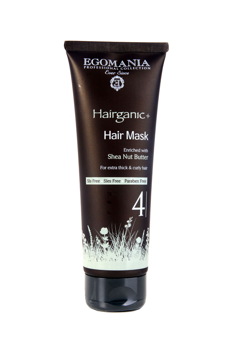 Egomania Professional Collection Маска Hairganic+ с маслом ши для густых, вьющихся волос 250млFS-00897 Egomania Professional Collection Маска Hairganic+ с маслом ши для густых, вьющихся волос 250млFS-00897Маска на основе масла ши способна реконструировать структуру жестких поврежденных волос, увлажняет и придает волосам эластичность. Масла жожоба, косточек винограда и сладкого винограда увлажняют и наполняют корковый слой волоса. Масла ши и примулы вечерней реконструируют структуру волос и снимают раздражение и воспаление кожи головы. Сок листьев алоэ и масло огуречной травы нормализуют обменный процесс клеток и обволакивают структуру волоса. Масло авокадо регенерирует кутикулу волоса и придает ему светоотражающую способность. Экстракт имбиря завершает процесс полимеризации и плотно запечатывает кутикулу. Эффект от применения маски – здоровая кожа головы и эластичные, увлажненные, блестящие волосы, легко поддающиеся укладке, целостная структура волос, живые и эластичные локоны