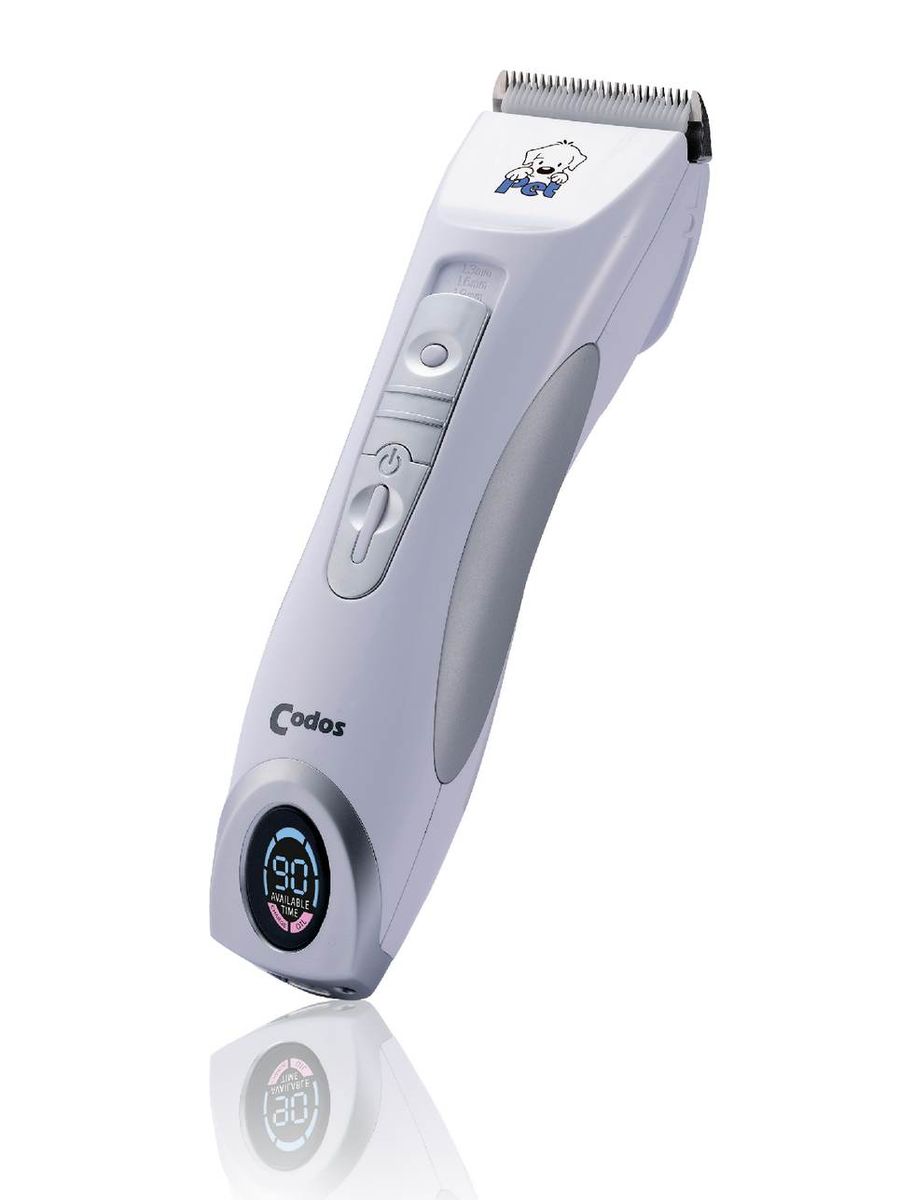 Машинка для стрижки животных Codos CP-96000120710 Машинка для стрижки животных Codos CP-96000120710Машинка для стрижки Codos CP-9600 - это высококачественная, универсальная машинка с регулируемой длинной ножа. HI-tech технологии! Самая мощная и легкая машинка из всей линейки Codos, имеющая острый нож, более мощный аккумулятор, защиту о перезарядки, индикатор заряда, индикатор масла и эргономичный дизайн, позволяющий удобно пользоваться машинкой. Нож съемный, легко чиститься и заменяется на новый. Лезвие, выполненное из нержавеющей стали отличного качества, не требует заточки и длительное время остается острым, движущаяся часть ножа - керамика. Используется грумерами и парикмахерами для модельной и профессиональной стрижки; ветеринарными врачами для выстригания операционного поля, подготовки к УЗИ, а также для гигиенической стрижки. Подходит для домашнего и салонного использования, легко справляется с любой шерстью и даже с самой мягкой шерстью и колтунами кошек. Безопасна для нежной кожи (при правильном использовании, почти не возможно пораниться). Регулировка ножа дает возможность оставлять различную длину подстригаемого волоса и шерсти (от 0 до 3 мм).С применением насадок диапазон увеличивается до 12 мм. Практически бесшумна, что снижает уровень тревожности у животного во время стрижки. Машинку можно использовать в беспроводном режиме или от сети 220V. Всего через 2 часа подзарядки, машинку можно беспрерывно использовать в течение 150 минут. Свобода от проводов. Литий-железо-фосфатный аккумулятор (LiFePO4) - это новый аккумулятор, разработанный на основе нанофосфатной технологии, Основным преимуществом является высокая токоотдача при габаритах и весе, сопоставимыми с Li-Pol аккумуляторами, и продолжительный срок службы (в десятки раз больше, чем у обычных Li-Ion аккумуляторов). Регулируемое лезвие - 4 положения от 1 до 3 мм. Две насадки размером 3/6 и 9/12 мм.Емкость аккумулятора: 1000 мА/ч.Напряжение: 3,7 В.Тип мотора: роторный. Мощность: 7,0 Вт. Вес машинки: 197 г. Ширина ножа: 45 мм. В комплект входит: зарядное устройство с Российским штепселем; масленка; щеточка для чистки; две пластиковые насадки 3/6 и 9/12мм; инструкция по эксплуатации на русском языке.Длина провода: 2,5 м. Товар официально растаможен и сертифицирован.