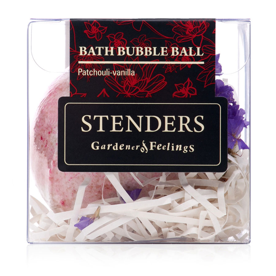 Stenders Бурлящий шар Пачули-ванильный, 125 гFS-00897 Stenders Бурлящий шар Пачули-ванильный, 125 гFS-00897Ваши любимые бурлящие шары, упакованные в красивую коробку - готовы удивлять и радовать.. Этот изготовленный заботливыми руками бурлящий шар для ванны наполнит помещение букетом экзотических и сладких ароматов. Пока вы будете отдыхать, натуральная морская соль очистит и взбодрит вашу кожу, а масло виноградных косточек подарит ей особую мягкость и гладкость. Ощутите, как пикантный аромат эфирного масла пачули особенным образом подчеркнет вашу женственность.Эфирное масло пачули получают путем пропаривания листьев растения. Насыщенный и исключительно устойчивый аромат масла - пикантное, сладковатое сочетание запаха земли и древесины. Оно прекрасно поможет справиться с беспокойством и стрессом, а также высвободит в вас чувственность, настраивая на романтику. Масло виноградных косточек особенно хорошо тем, что содержит ненасыщенные жирные кислоты в большой концентрации. Оно придаст жизненную силу вашей коже, тщательно увлажняя и смягчая ее. Кристаллы соли моря богаты ионами кальция, калия и натрия. Эти вещества очистят вашу кожу и укрепят ногти. Релаксирующая ванна с солью помогает регулировать уровень влаги в клетках, устраняя припухлость и снимая усталость.