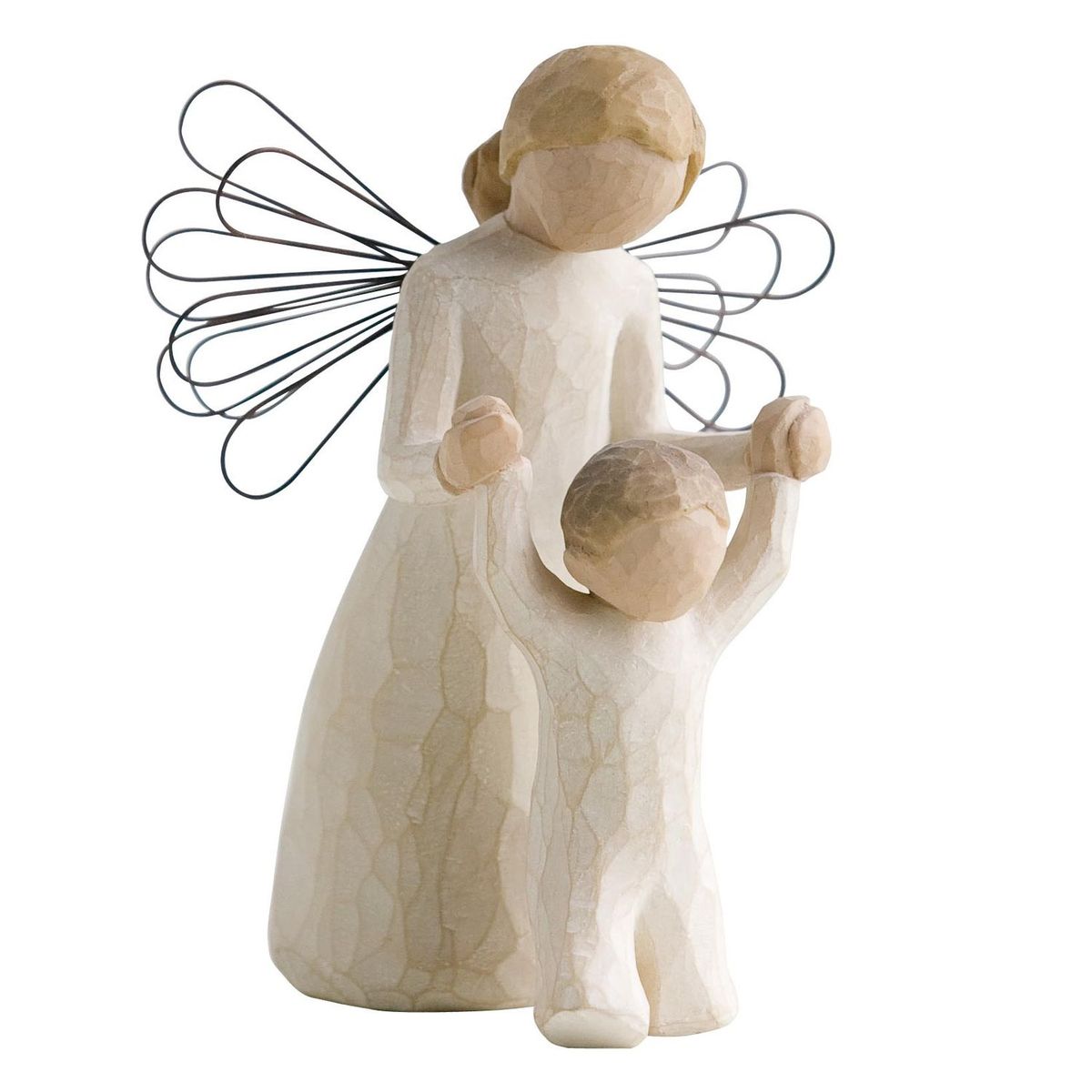 Фигурка декоративная Willow Tree Ангел-хранитель, высота 13 см26034 Фигурка декоративная Willow Tree Ангел-хранитель, высота 13 см26034Декоративная фигурка Willow Tree создана канадским скульптором Сьюзан Лорди. Фигурка выполнена из искусственного камня (49% карбонат кальция мелкозернистой разновидности, 51% искусственный камень).Фигурка Willow Tree – это настоящее произведение искусства, образная скульптура в миниатюре, изображающая эмоции и чувства, которые помогают чувствовать себя ближе к другим, верить в мечту, выражать любовь.Фигурка помещена в красивую упаковку.Купить такой оригинальный подарок, значит не только украсить интерьер помещения или жилой комнаты, но выразить свое глубокое отношение к любимому человеку. Этот прекрасный сувенир будет лучшим подарком на день ангела, именины, день рождения, юбилей.