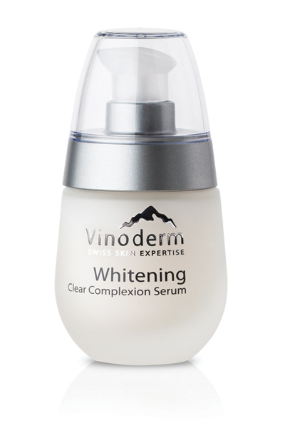 Vinoderm Сыворотка осветляющая Whitening для улучшения цвета лица 30млFS-00897 Vinoderm Сыворотка осветляющая Whitening для улучшения цвета лица 30млFS-00897Сыворотка моментально освежает кожу, смягчая и наполняя ее влагой. Подготавливает кожу к дальнейшему уходу. Благодаря экстракту виноградной косточки, новому осветляющему комплексу и гиалуроновой кислоте, сыворотка эффективно осветляет кожу и борется с пигментными пятнами различного происхождения. Бережно отшелушивает и увлажняет кожу, а также защищает ее от свободных радикалов. Ваша кожа становится безупречной и приобретает идеально ровный тон.
