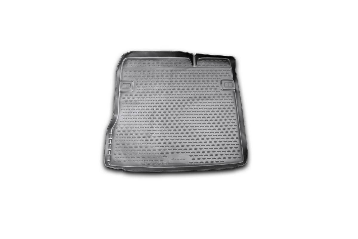 Коврик автомобильный Novline-Autofamily для Renault Duster 2WD кроссовер 2011-2015, 2015-, в багажникВетерок 2ГФ Коврик автомобильный Novline-Autofamily для Renault Duster 2WD кроссовер 2011-2015, 2015-, в багажникВетерок 2ГФАвтомобильный коврик Novline-Autofamily, изготовленный из полиуретана, позволит вам без особых усилий содержать в чистоте багажный отсек вашего авто и при этом перевозить в нем абсолютно любые грузы. Этот модельный коврик идеально подойдет по размерам багажнику вашего автомобиля. Такой автомобильный коврик гарантированно защитит багажник от грязи, мусора и пыли, которые постоянно скапливаются в этом отсеке. А кроме того, поддон не пропускает влагу. Все это надолго убережет важную часть кузова от износа. Коврик в багажнике сильно упростит для вас уборку. Согласитесь, гораздо проще достать и почистить один коврик, нежели весь багажный отсек. Тем более, что поддон достаточно просто вынимается и вставляется обратно. Мыть коврик для багажника из полиуретана можно любыми чистящими средствами или просто водой. При этом много времени у вас уборка не отнимет, ведь полиуретан устойчив к загрязнениям.Если вам приходится перевозить в багажнике тяжелые грузы, за сохранность коврика можете не беспокоиться. Он сделан из прочного материала, который не деформируется при механических нагрузках и устойчив даже к экстремальным температурам. А кроме того, коврик для багажника надежно фиксируется и не сдвигается во время поездки, что является дополнительной гарантией сохранности вашего багажа.Коврик имеет форму и размеры, соответствующие модели данного автомобиля.