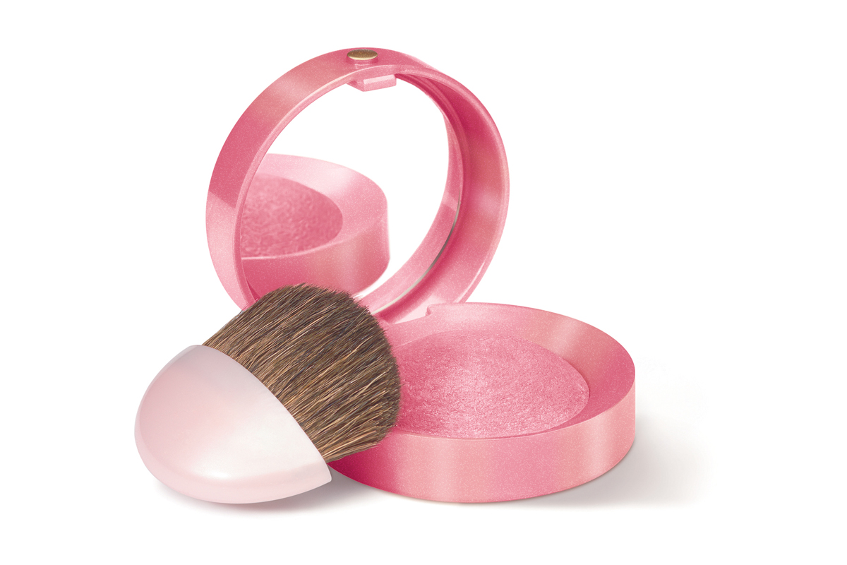 Bourjois Румяна blush 54 тон 2 мл4er Set Ersatzrollen PHE Bourjois Румяна blush 54 тон 2 мл4er Set Ersatzrollen PHEШелковая текстура румян при соприкосновении с кожей превращается в легкую, бархатистую пудру. Румяна невероятно легко наносятся и идеально ложатся. Твоя кожа выглядит потрясающе! Нежнейшая кисточка из натурального колонка творит чудеса! Потрясающая отдушка с ароматом розы, характерная для румян Bourjos, создает настроение легкости, а встроенное зеркальце облегчает нанесение. Cтолько соблазна в одной маленькой круглой баночке!