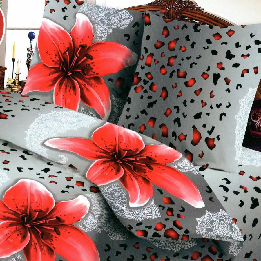 Комплект белья Letto, 1,5-сп, наволочки 70x70, цвет: серый98299571 Комплект белья Letto, 1,5-сп, наволочки 70x70, цвет: серый98299571Серия Letto Традиция выполнена из классической российской бязи, привычной для большинства российских покупательниц. Ткань плотная (125гр/м), используются современные устойчивые красители. Традиционная российская бязь выгодно отличается от импортных аналогов по цене, при том, что сама ткань и толще, меньше сминается и служит намного дольше. Рекомендуется перед первым использованием постирать, но не пересушивать. Применение кондиционера при стирке сделает такое постельное белье мягче и комфортней. Пододеяльник на молнии. Обращаем внимание, что расцветка наволочек может отличаться от представленной на фото.