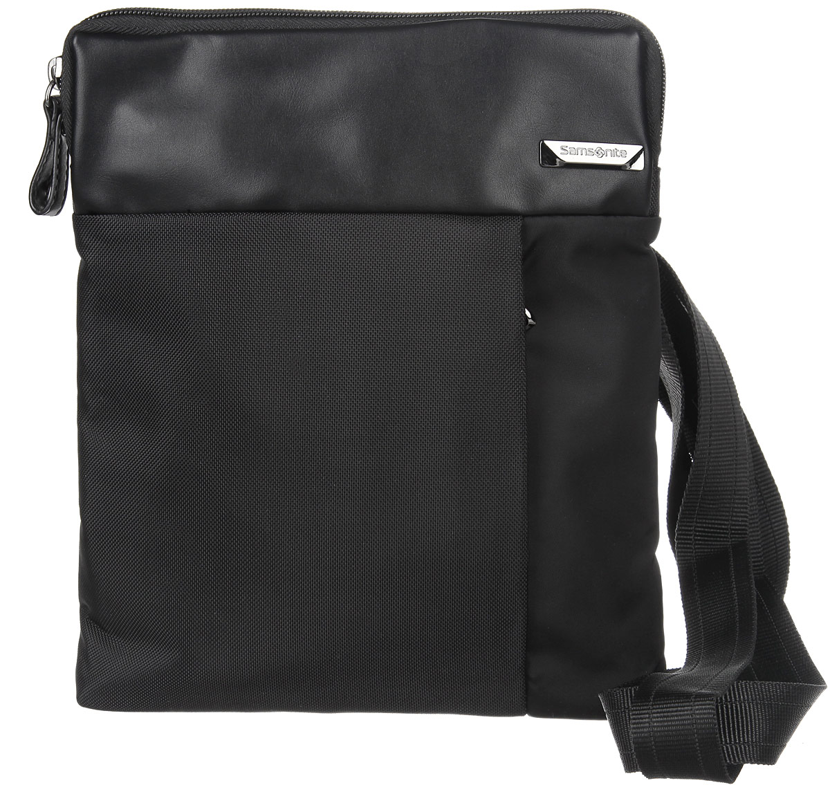 Сумка мужская Samsonite, цвет: черный. 49D-09004S76245 Сумка мужская Samsonite, цвет: черный. 49D-09004S76245Стильная мужская сумка Samsonite выполнена из нейлона и полиуретана, оформлена металлической фурнитурой с символикой бренда.Изделие содержит одно основное отделение, закрывающееся на застежку-молнию. Внутри сумки расположены мягкий карман для планшета, закрывающийся хлястиком на липучку,и небольшой встроенный органайзер, включающий в себя два фиксатора для ручек и три кармашка для пластиковых карт. Задняя сторона сумки дополнена открытым накладным карманом на застежке-липучке. На лицевой стороне расположен потайной кармашек на молнии. Изделие оснащено практичным плечевым ремнем регулируемой длины.Сегодня мужская сумка - необходимый аксессуар для современного мужчины.