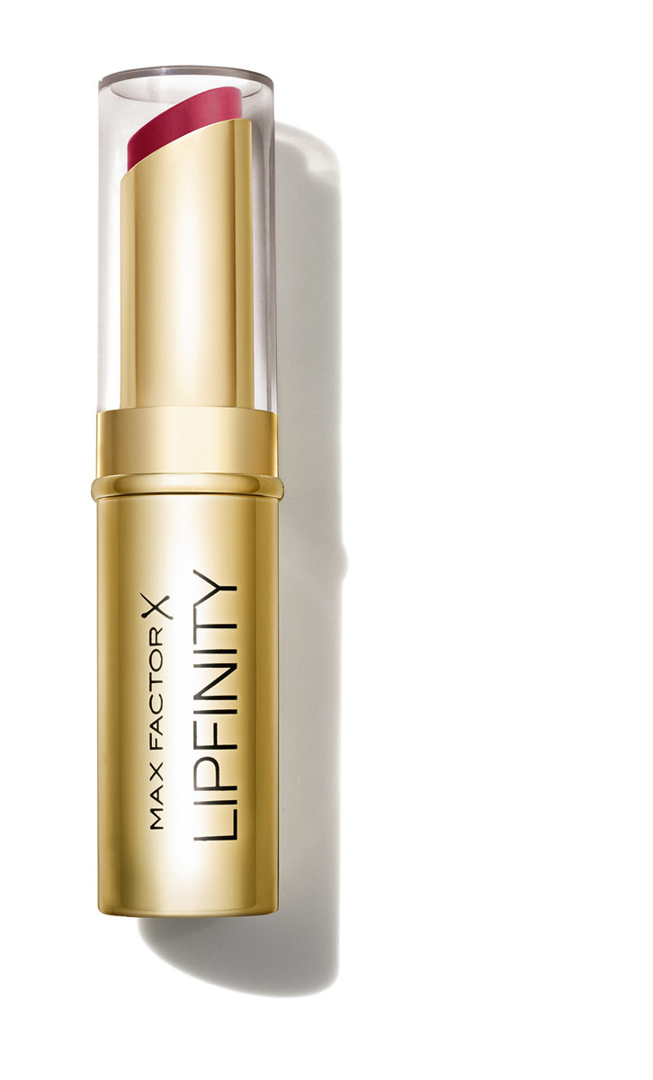 Max Factor Губная Помада Устойчивая Lipfinity Longlasting Тон so luxuriant 65 7,3 мл28032022 Max Factor Губная Помада Устойчивая Lipfinity Longlasting Тон so luxuriant 65 7,3 мл28032022Стойкая губная помада Max Factor Lipfinity Longlasting: до 8 часов насыщенного цвета и увлажнения. Секрет ярких, увлажненных и соблазнительных губ на протяжении всего дня. Это секрет ярких, увлажненных и невероятно мягких губ. Эта увлажняющая помада с ухаживающими компонентами и питательными маслами обеспечивает стойкое покрытие на 8 часов. Она легко наносится, оставляя насыщенный цвет и ощущение мягких как кашемир губ.Масло ши - питательное вещество, которое столетиями используется для защиты и восстановления кожи. Растительный сквален - антиоксидант и природный увлажнитель, по принципу действия схожий с липидами, которые вырабатываются нашей кожей. Ацетат ланолина - натуральное вещество, полученное из овечьей шерсти, ценится за особые увлажняющие способности и водостойкость.Чтобы сделать губы невероятно гладкими, помассируй их легкими круговыми движениями с помощью мягкой зубной щетки. После этого нанеси на губы увлажняющий бальзам. Чтобы подчеркнуть форму губ и продлить стойкость помады, нанеси на всю поверхность губ карандаш Colour Elixir, подобрав подходящий оттенок. Наноси помаду на губы непосредственно из тюбика или с помощью чистой кисточки.