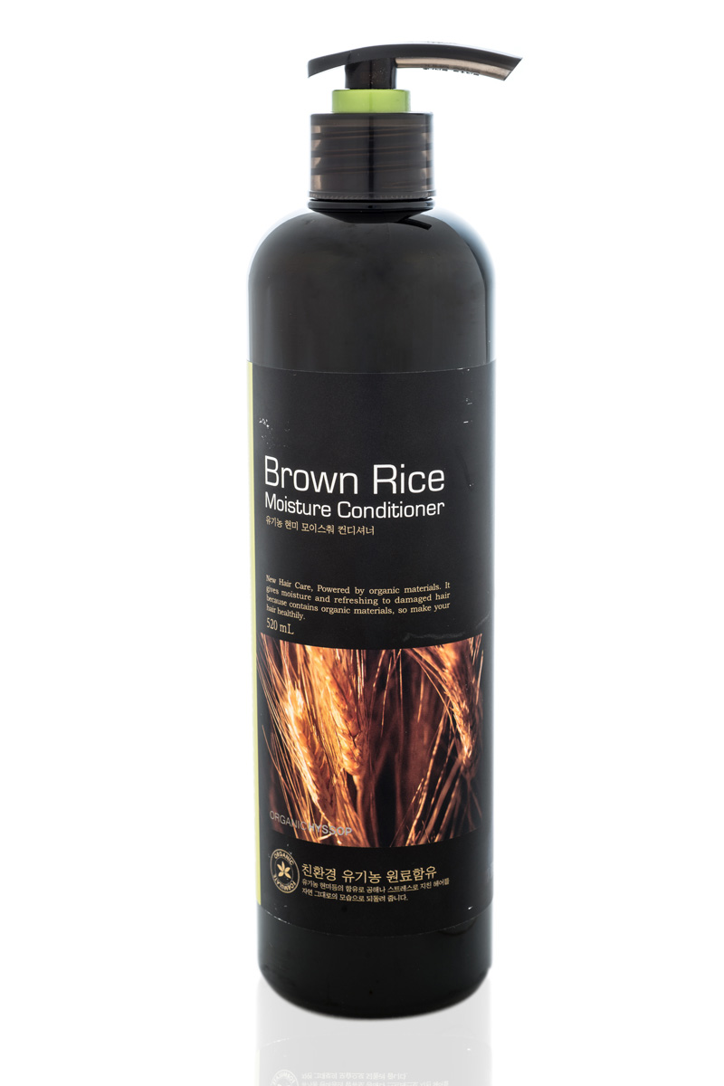 Brown Rice Кондиционер увляжняющий Hyssop Moisture, 520 мл8803348015864 Brown Rice Кондиционер увляжняющий Hyssop Moisture, 520 мл8803348015864Экстракты натурального шелка и органические ингредиенты защищают волосы от вредного воздействия окружающей среды , делая их мягкими и сияющими, Воздействуют на креатиновый компонент волос, восстанавливая поврежденные волосы и делая их эластичными. Предохраняет от появления перхоти, обладает антивоспалительным и антибактериальным эффектом. Экстракт темного риса омолаживает волосы, улучшает метаболизм и циркуляцию крови. Предотвращает выпадение волос благодаря эффекту улучшения циркуляции крови. Увеличивает рост волос, обладает увлажняющим эффектом. Препятствует потери цвета после окрашиванияНа основе вытяжки коричневого риса и органического экстракта синего зверобоя. Облегчает расчесывание и укладку, увлажняет, питает и защищает волосы от пересыхания и ежедневных стрессов.