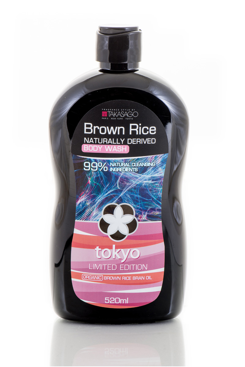 Brown Rice Гель для душа Tokyo Naturally Derived, 520 мл110-1271-03 Brown Rice Гель для душа Tokyo Naturally Derived, 520 мл110-1271-03Гель для душа на натуральной основеразработандля деликатного очищения и увлажнения всех типов кожи. Комбинация из масла отрубейдикого риса, провитамина В5 и экстракта листьев клена делают кожу мягкой, увлажненной и сияющей. D-пантенол и масло миндаля ускоряют процессы клеточного обновления. Подходит для мытья волос.Аромакомпозиция TAKASAGO 03ZF успакаивает, но оставляет организмактивным, настраивает на философские размышления