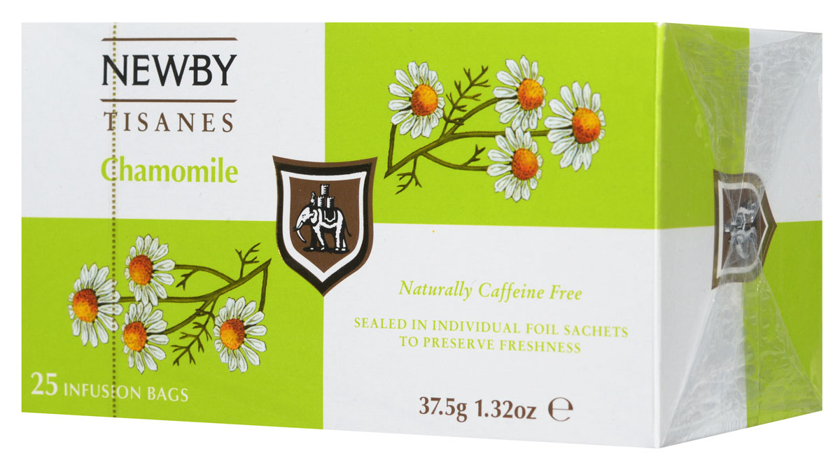 Newby Chamomile травяной чай в пакетиках, 25 шт0120710 Newby Chamomile травяной чай в пакетиках, 25 шт0120710Ромашка, пожалуй, самый известный из всех травяных напитков с древнейшей историей. Эликсир молодости для древних египтян и панацея от всех болезней в 17 веке в Англии, сегодня ромашка ценится во всем мире как успокаивающее средство, улучшающее пищеварение. Травяной чай Newby Chamomile состоит из отборных измельченных цветков ромашки и имеет нежный настой с ароматом луга и сладковатым послевкусием.