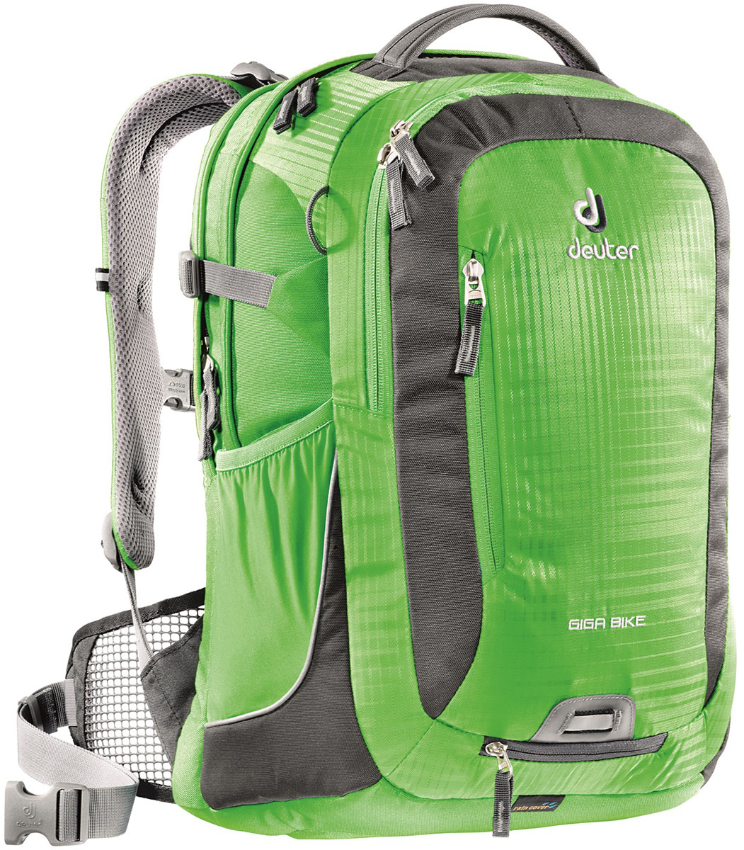 Рюкзак Deuter Giga Bike, цвет: зеленый, 28 лRivaCase 8460 black Рюкзак Deuter Giga Bike, цвет: зеленый, 28 лRivaCase 8460 blackРюкзак Deuter Giga Bike - городской рюкзак для офиса и для катания на велосипеде одновременно. Уникальный рюкзак Deuter сочетающий в себе оба качества.Особенности: Второе основное отделение для ноутбука до 15,6 дюймов; Большое основное отделение, в которое помещаются папки для бумаг; Большой передний карман с органайзером для компьютерных принадлежностей; Съемный карабин для ключей; Передний карман на молнии для карт; Мягкое дно; Съемный держатель для шлема; Компрессионные стропы; Удобная ручка для переноски; Светоотражающая петля для крепления ночного габаритного фонарика; Сластичные боковые карманы; Съемный чехол от дождя яркого цвета; Отражатели 3M; Стабилизирующие ремни. Размер рюкзака: 46 х 31 х 23 см.