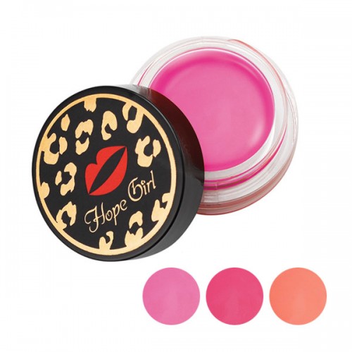 Tinted Lip Balm Black Label Сочный тинт-бальзам для губ Hope Girl,5 гFS-00897 Tinted Lip Balm Black Label Сочный тинт-бальзам для губ Hope Girl,5 гFS-00897Оттеночный бальзам-тинт с насыщенными фруктовыми ароматами. для придания сочного стойкого цвета губам. В течение долгого времени подчеркивает естественный блеск губ. Заботится о нежной коже губ, увлажняя ее и делая более упругой, благодаря витаминному комплексу, входящему в состав.