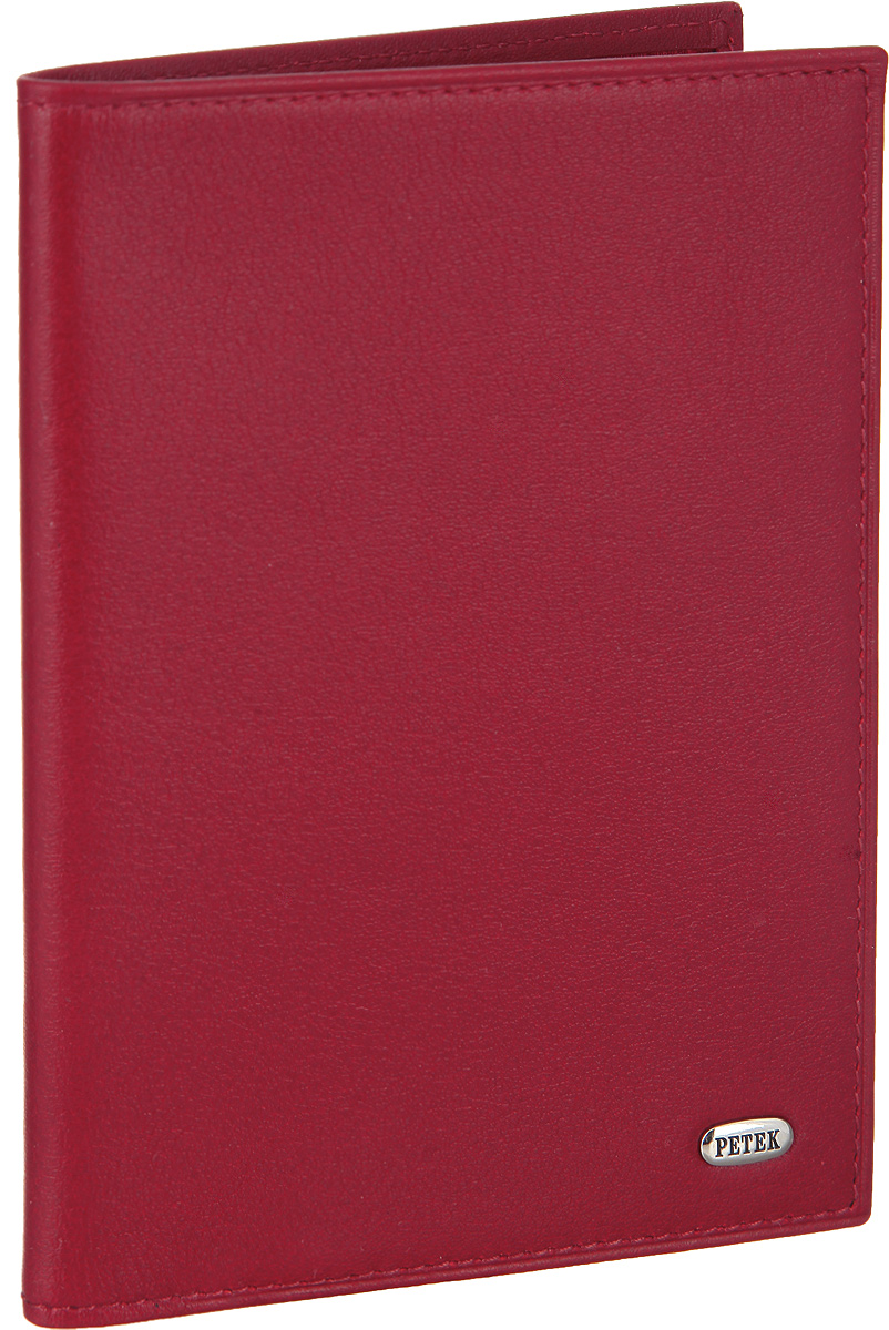 Обложка для паспорта женская Petek 1855, цвет: красный. 651.4000.10OZAM379 Обложка для паспорта женская Petek 1855, цвет: красный. 651.4000.10OZAM379Стильная обложка для паспорта Petek изготовлена из натуральной кожи с гладкой фактурой. Лицевая сторона изделия оформлена небольшой металлической пластиной с гравировкой в виде названия бренда.Внутри изделия расположены: отделение для паспорта, сетчатый карман, три кармашка для пластиковых карт, один из которых сетчатый, и карман для мелких документов.Изделие поставляется в фирменной упаковке.Обложка для паспорта поможет сохранить внешний вид ваших документов и защитить их от повреждений, а также станет стильным аксессуаром.