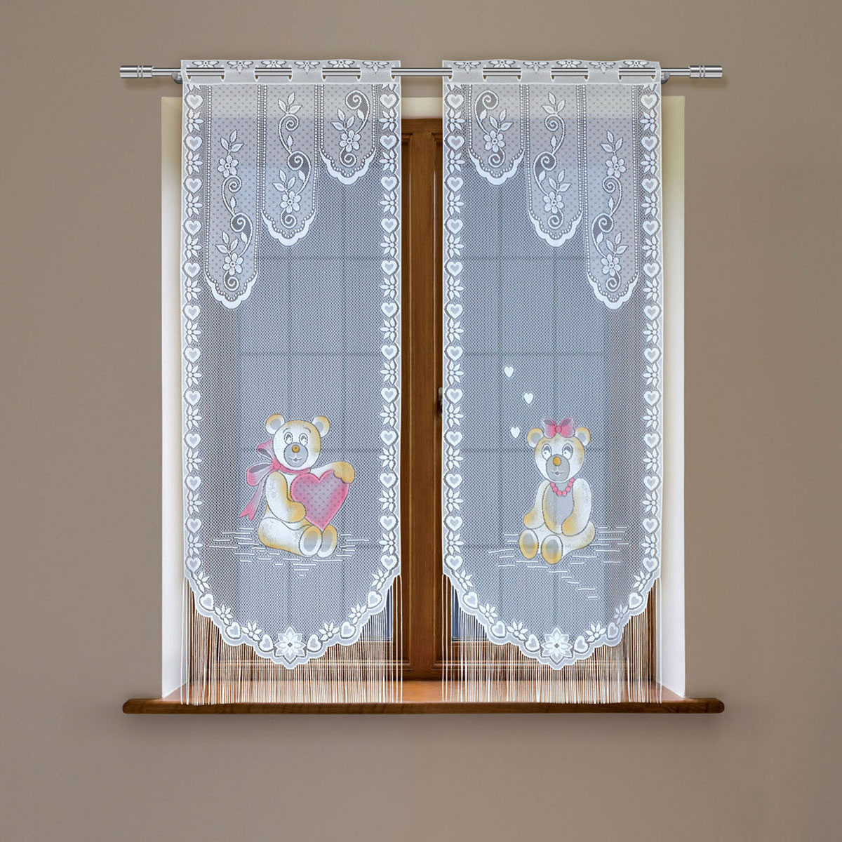 Гардина Haft, цвет: белый, высота 120 см. 8148D/6079737 Гардина Haft, цвет: белый, высота 120 см. 8148D/6079737Гардина имеет в верхней части полотна прорези, через которые гардина-витраж вывешивается на карниз или можно крепить на зажим для штор,котрый в комплект не входит.Комплект состоит из двух полотен (выс.120* шир.60) Размеры: (высота 120* ширина 60)*2