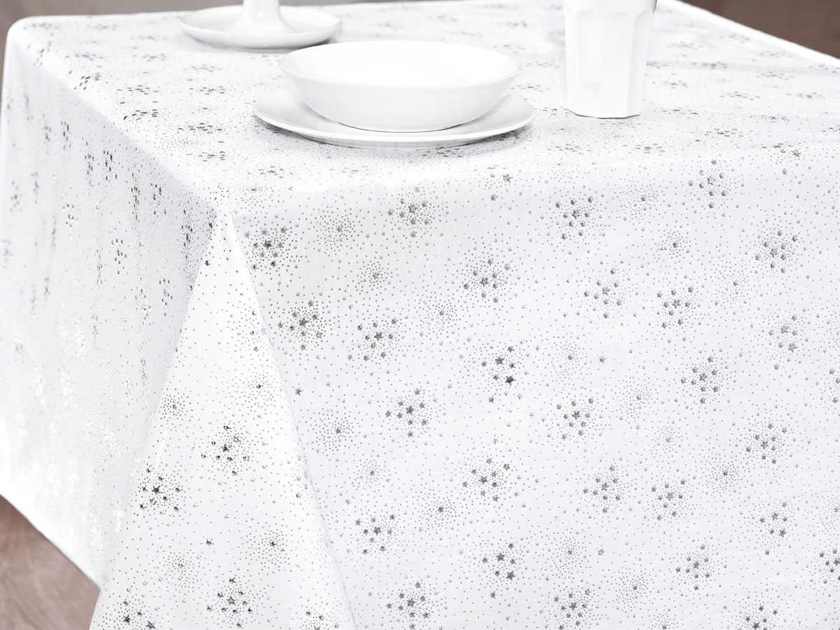 Скатерть Issimo Home Sansa, прямоугльная, 150 x 300 см1004900000360 Скатерть Issimo Home Sansa, прямоугльная, 150 x 300 см1004900000360Скатерти ISSIMO - это настоящий шедевр текстильной индустрии! Мягкие, переливающиеся оттенки, разнообразные варианты жаккарда, невероятно износоустойчивые и легкие в уходе ткани - все это позволит скатертям стать Вашим незаменимым помощником на кухне! Они не только украсят любую кухню или гостиную, но и станут прекрасным подарком на любые случаи жизни!