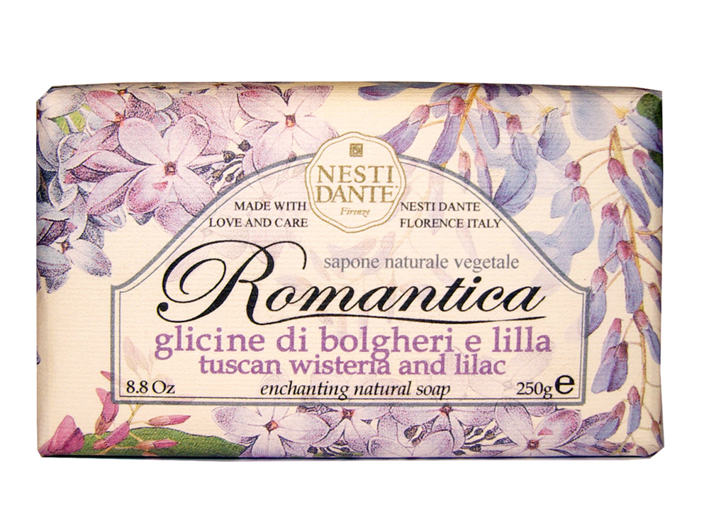 Мыло Nesti Dante Romantica. Тосканская глициния и сирень, 250 г1311106 Мыло Nesti Dante Romantica. Тосканская глициния и сирень, 250 г1311106Натуральное мыло премиум-класса Nesti Dante Romantica. Тосканская глициния и сирень - два букета, бережно отобранные самые романтичные и эмоциональные ароматы, самые незабываемые моменты нашей жизни в магии цветов провинции Тоскана. Легкий и прозрачный аромат глицинии сочетается с легким и сладковатым ароматом сирени, нежный цветочный запах напоминает солнечный весенний день. Изысканная флорентийская бумага, в которую завернуто мыло, расписана акварелью, на каждом кусочке мыла выгравирована надпись With Love And Care (С любовю и заботой). Характеристики:Вес: 250 г. Производитель: Италия. Товар сертифицирован. Nesti Dante - одна из немногих итальянских мыловаренных фабрик, которая продолжает использовать в производстве только натуральные ингредиенты и кустарный способ производства. Тщательный выбор каждого ингредиента в отдельности позволяет использовать ценное сырье, такое как цельные нейтральные растительные и животные жиры и эти качественные материалы позволяют получать более обогащенное и более мягкое мыло благодаря присутствию фракции глицерида в жирах.